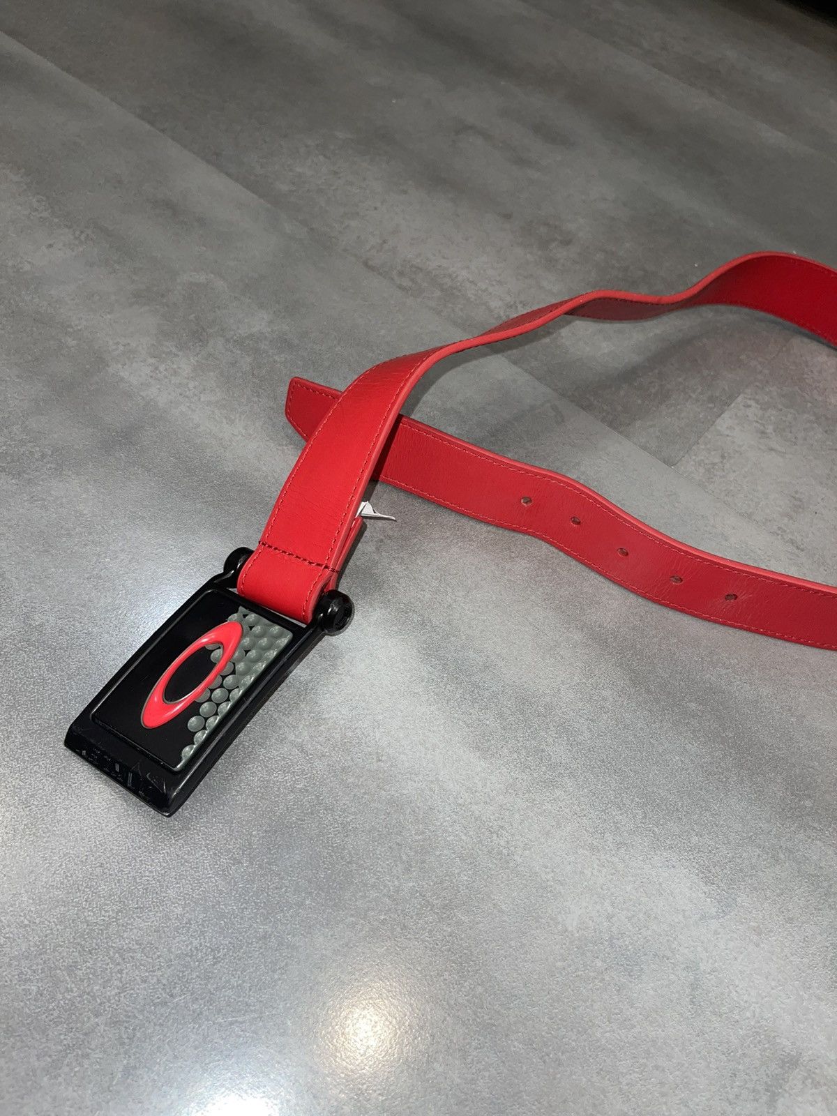 Oakley Oakley Big Buckle Red Leather Belt Size ONE SIZE - 2 Thumbnail
