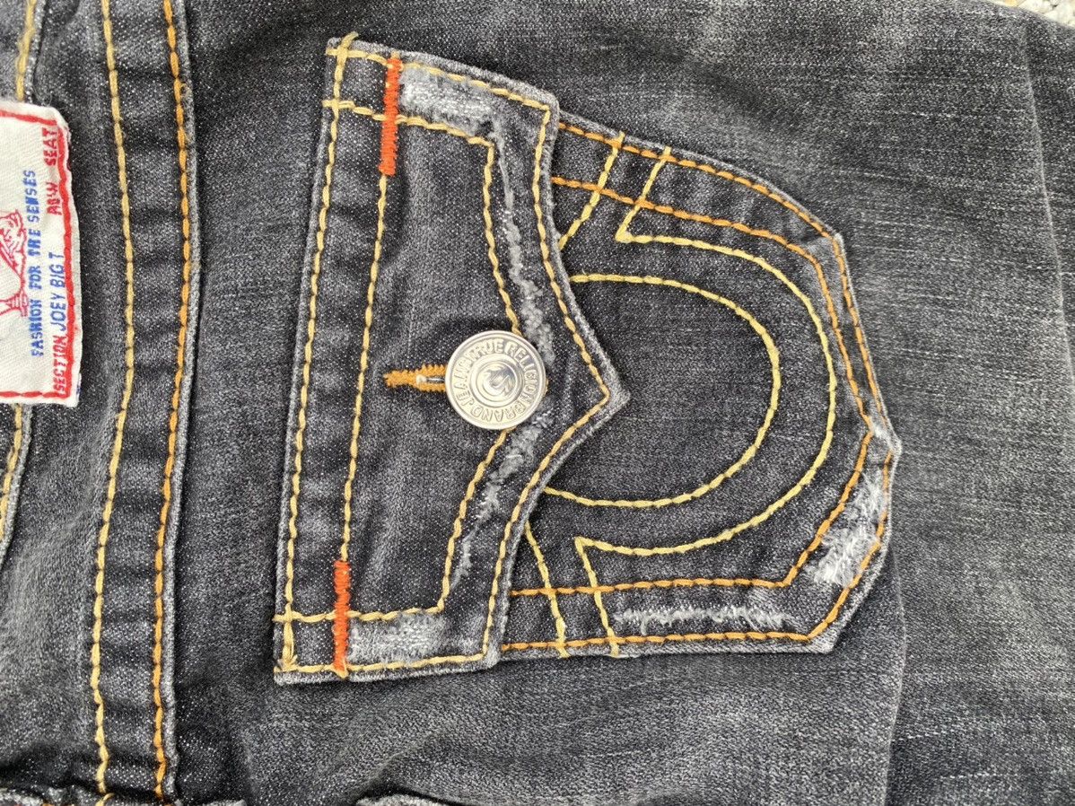 True Religion True Religon Distressed Jeans dark wash Size 30" / US 8 / IT 44 - 12 Thumbnail