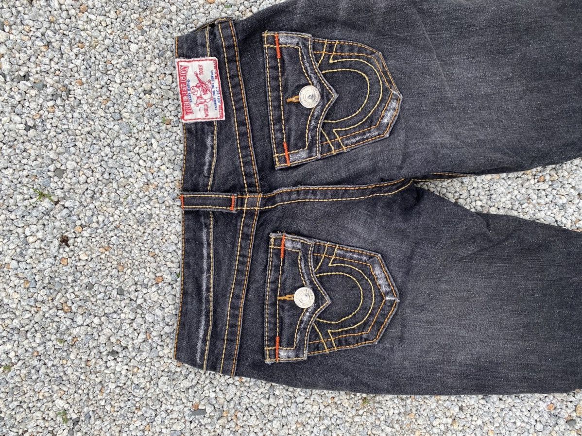 True Religion True Religon Distressed Jeans dark wash Size 30" / US 8 / IT 44 - 11 Thumbnail
