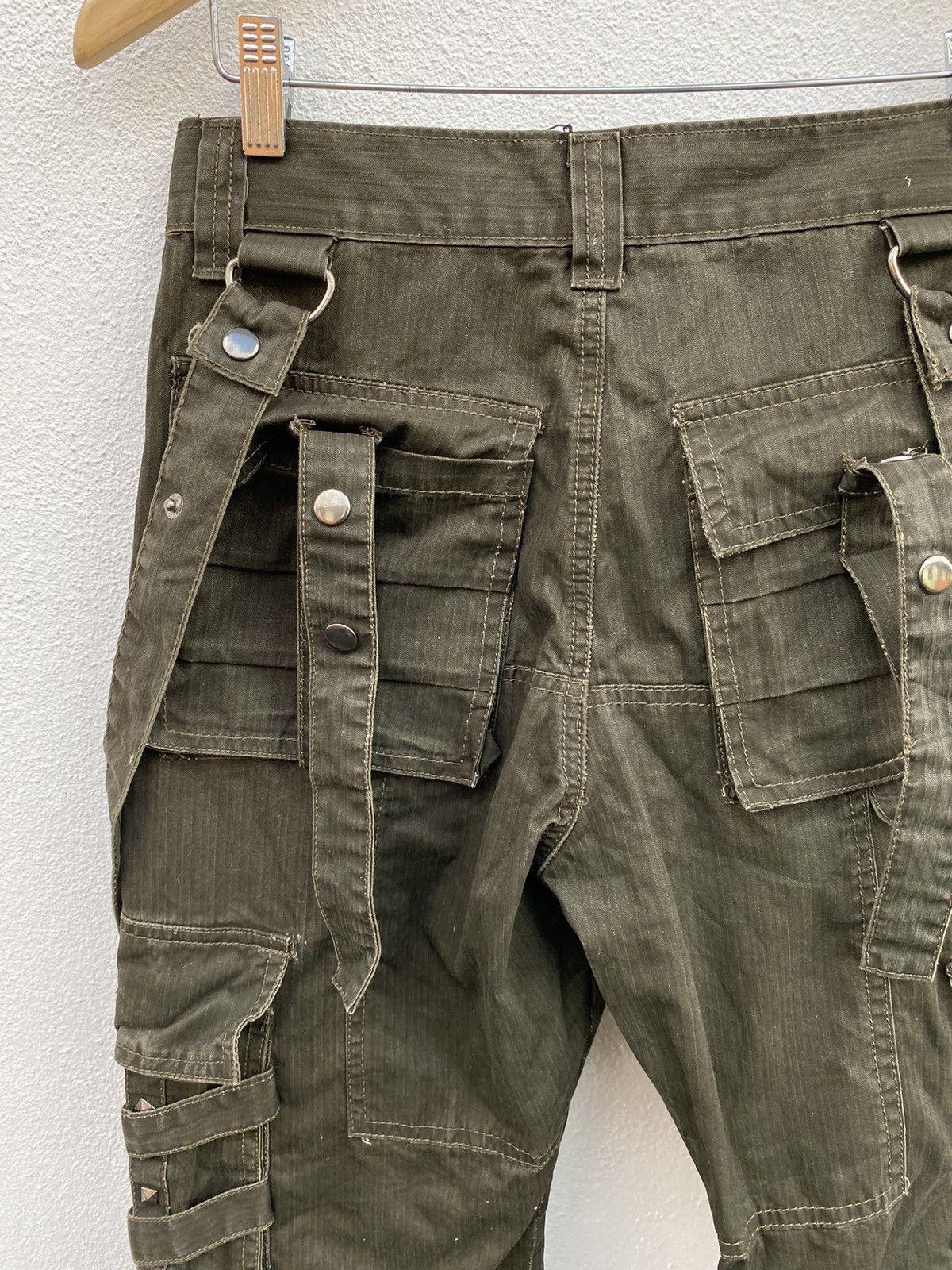 Japanese Brand Japanese Brand Planet Five bondage cargo Multipocket pants Size US 29 - 16 Thumbnail