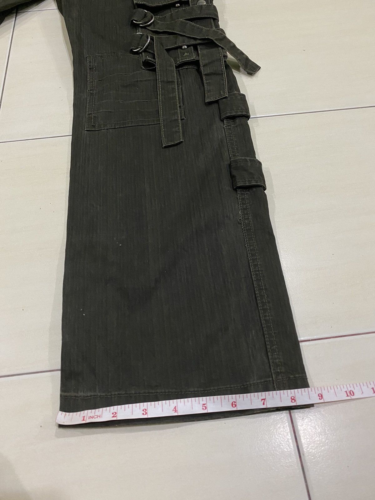 Japanese Brand Japanese Brand Planet Five bondage cargo Multipocket pants Size US 29 - 25 Thumbnail