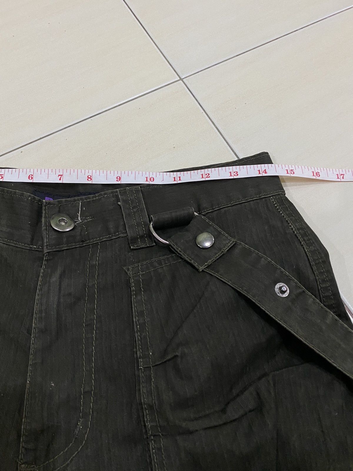 Japanese Brand Japanese Brand Planet Five bondage cargo Multipocket pants Size US 29 - 23 Thumbnail