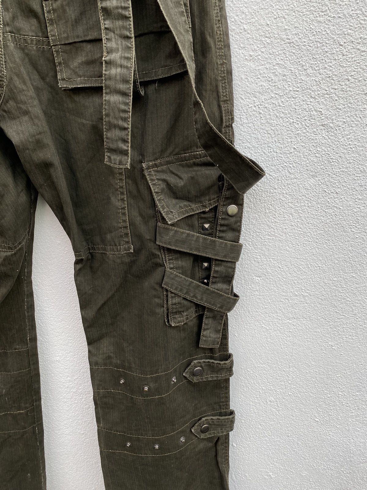 Japanese Brand Japanese Brand Planet Five bondage cargo Multipocket pants Size US 29 - 14 Thumbnail