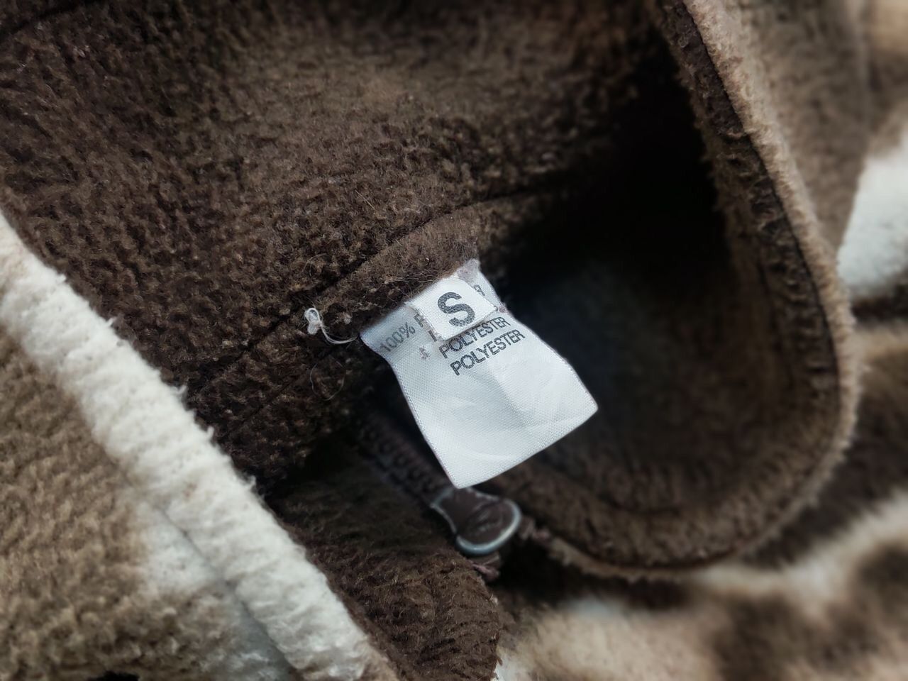 Japanese Brand Vintage 90's Fleece Zip Light Jacket Art Brown Wolf Hype Size US S / EU 44-46 / 1 - 16 Thumbnail