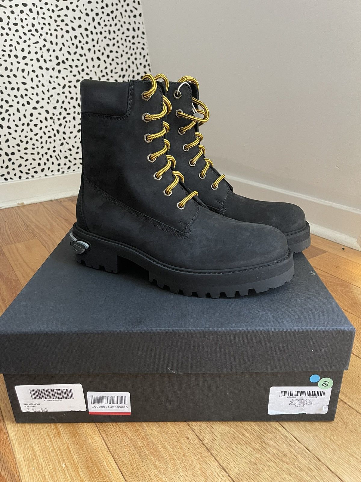 Vetements Vetements Trucker Suede Lace Up Ankle Boots | Grailed