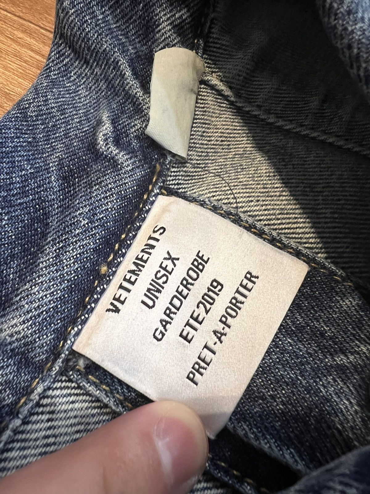 Levi's × Vetements VETEMENTS X LEVIS 19 REWORK DENIM JACKET Size US S / EU 44-46 / 1 - 17 Thumbnail