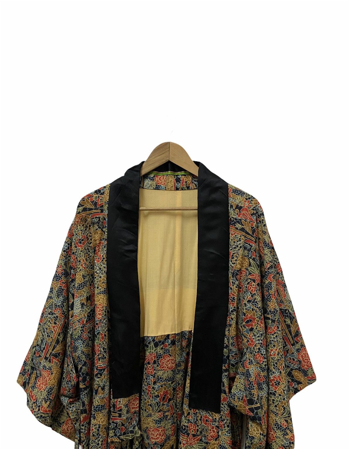 Japanese Brand 🇯🇵 Kimono Silk Multi Floral Japanese Traditional Wear Size US L / EU 52-54 / 3 - 5 Thumbnail