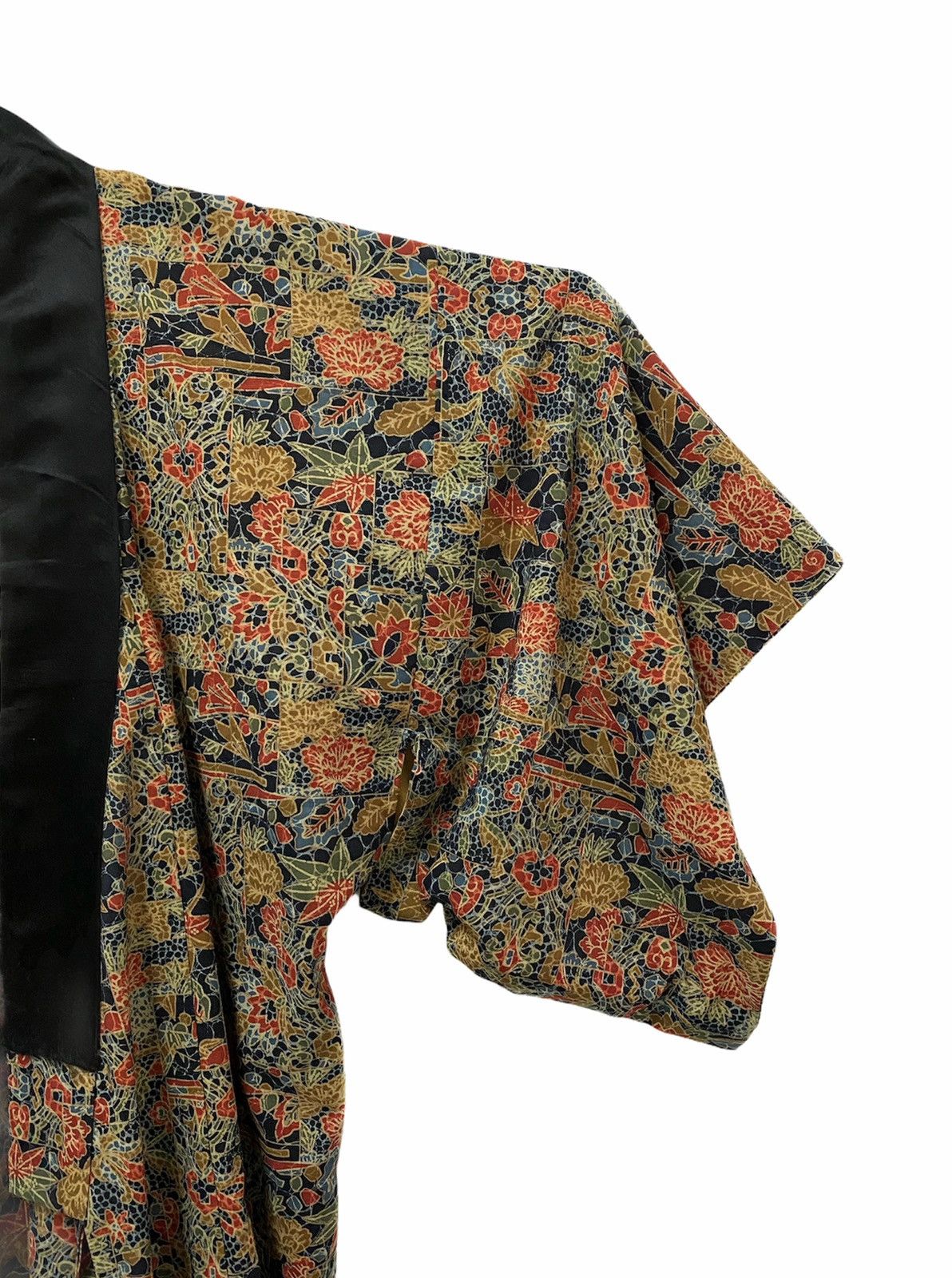 Japanese Brand 🇯🇵 Kimono Silk Multi Floral Japanese Traditional Wear Size US L / EU 52-54 / 3 - 11 Thumbnail