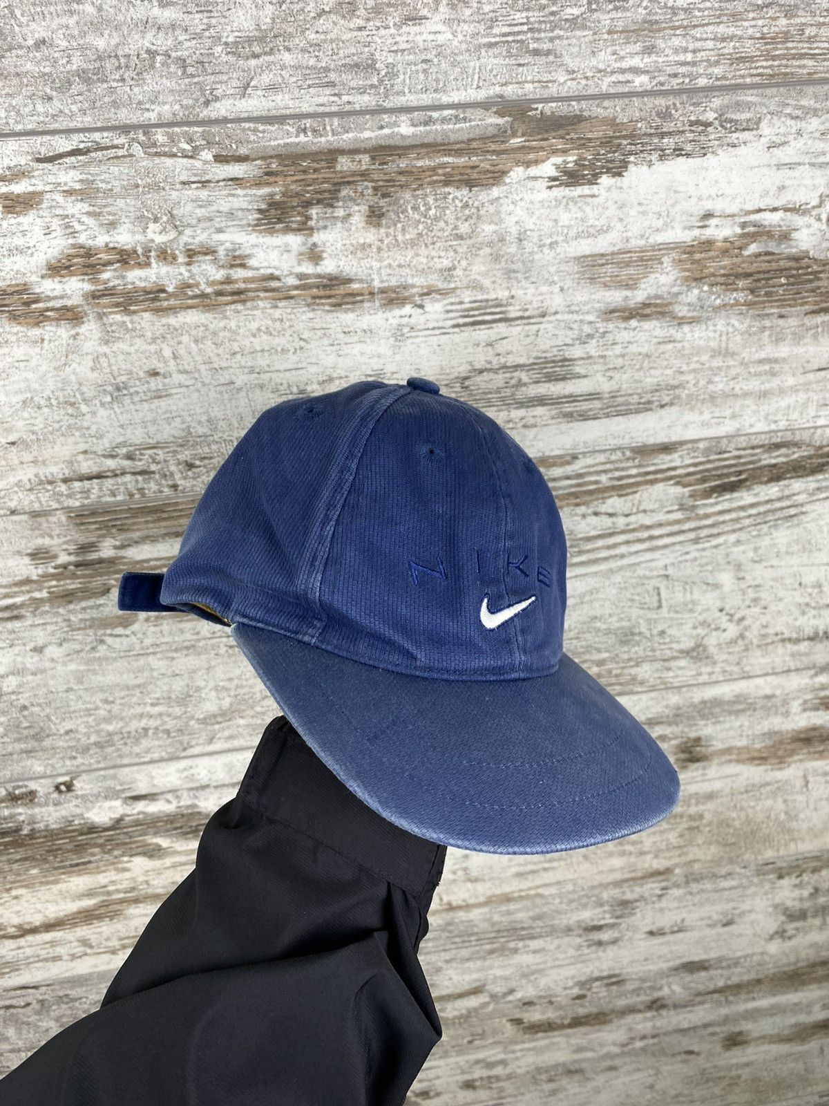 Nike × Vintage Mens Vintage Nike centre swoosh cap rare streetwear y2k 90s Size ONE SIZE - 4 Thumbnail