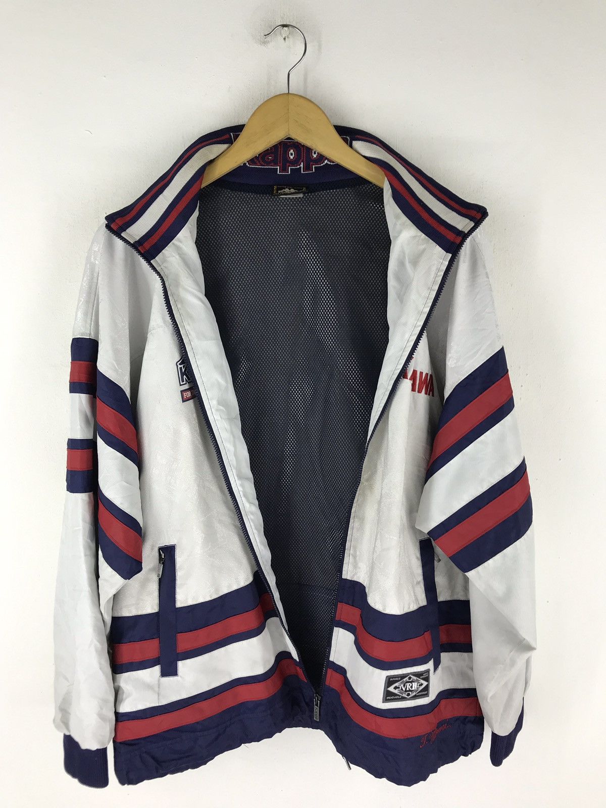 Kappa VTG 90S KAPPA BIG LOGO KANAGAWA BLOCK COLOUR Size US L / EU 52-54 / 3 - 6 Thumbnail