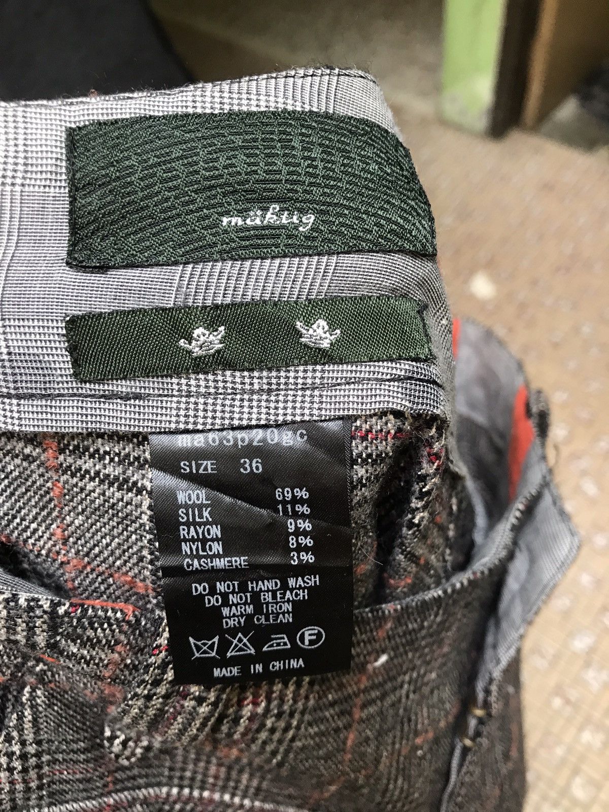 Designer MAKTIG WOOL CHECK MADRAS TROUSER CARGO PANTS Size US 29 - 11 Thumbnail