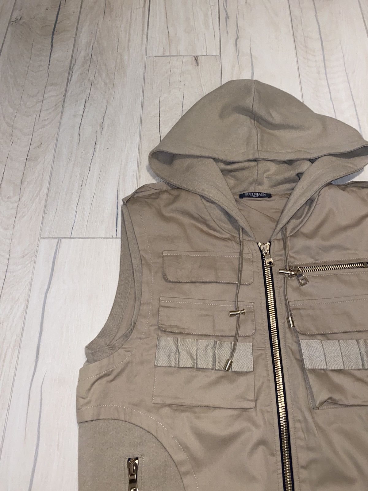 Balmain Balmain Sand Military Technical Sleeveless Hoodie Size US M / EU 48-50 / 2 - 6 Thumbnail
