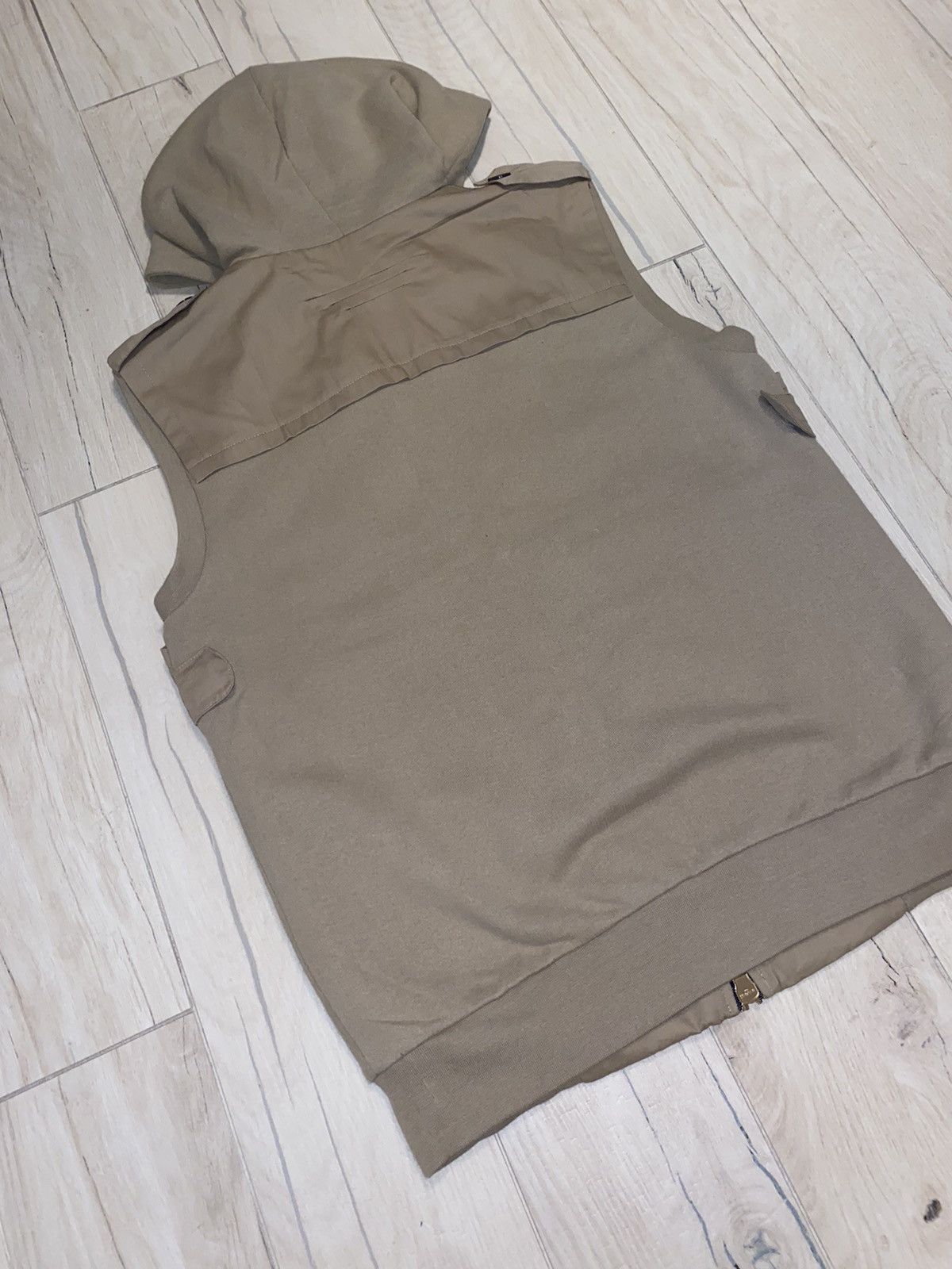 Balmain Balmain Sand Military Technical Sleeveless Hoodie Size US M / EU 48-50 / 2 - 9 Thumbnail