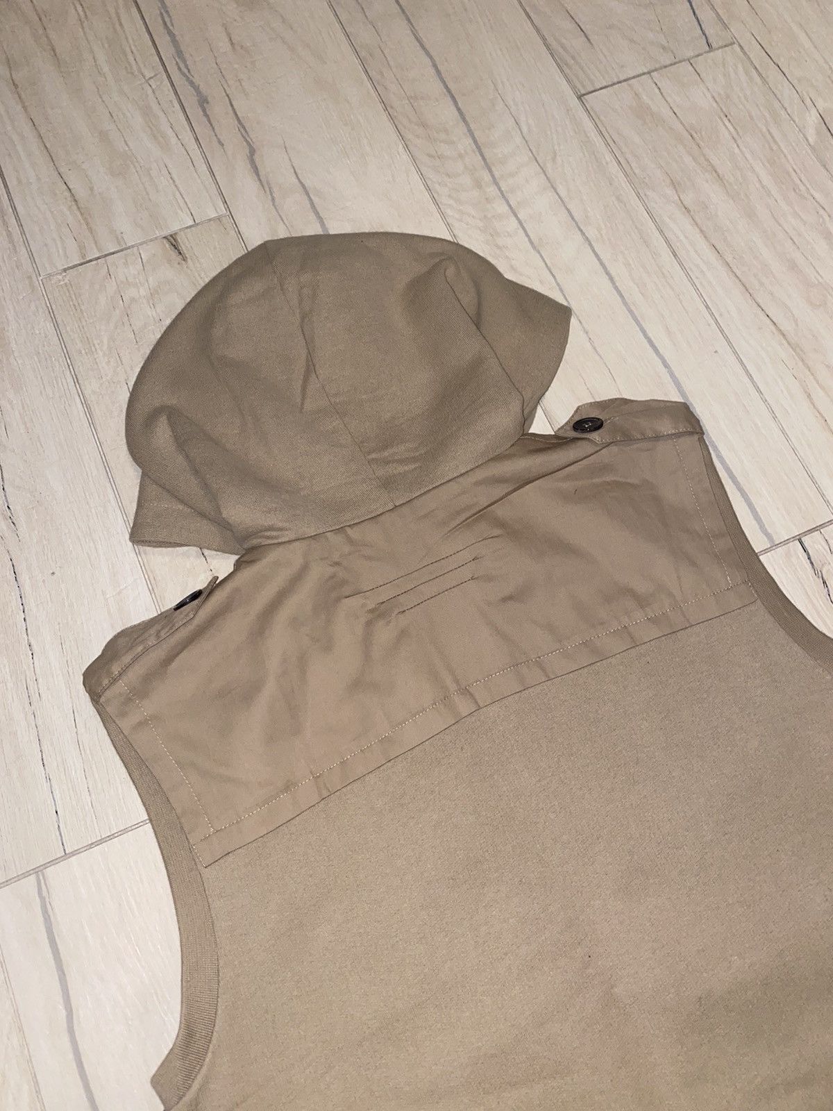 Balmain Balmain Sand Military Technical Sleeveless Hoodie Size US M / EU 48-50 / 2 - 10 Thumbnail