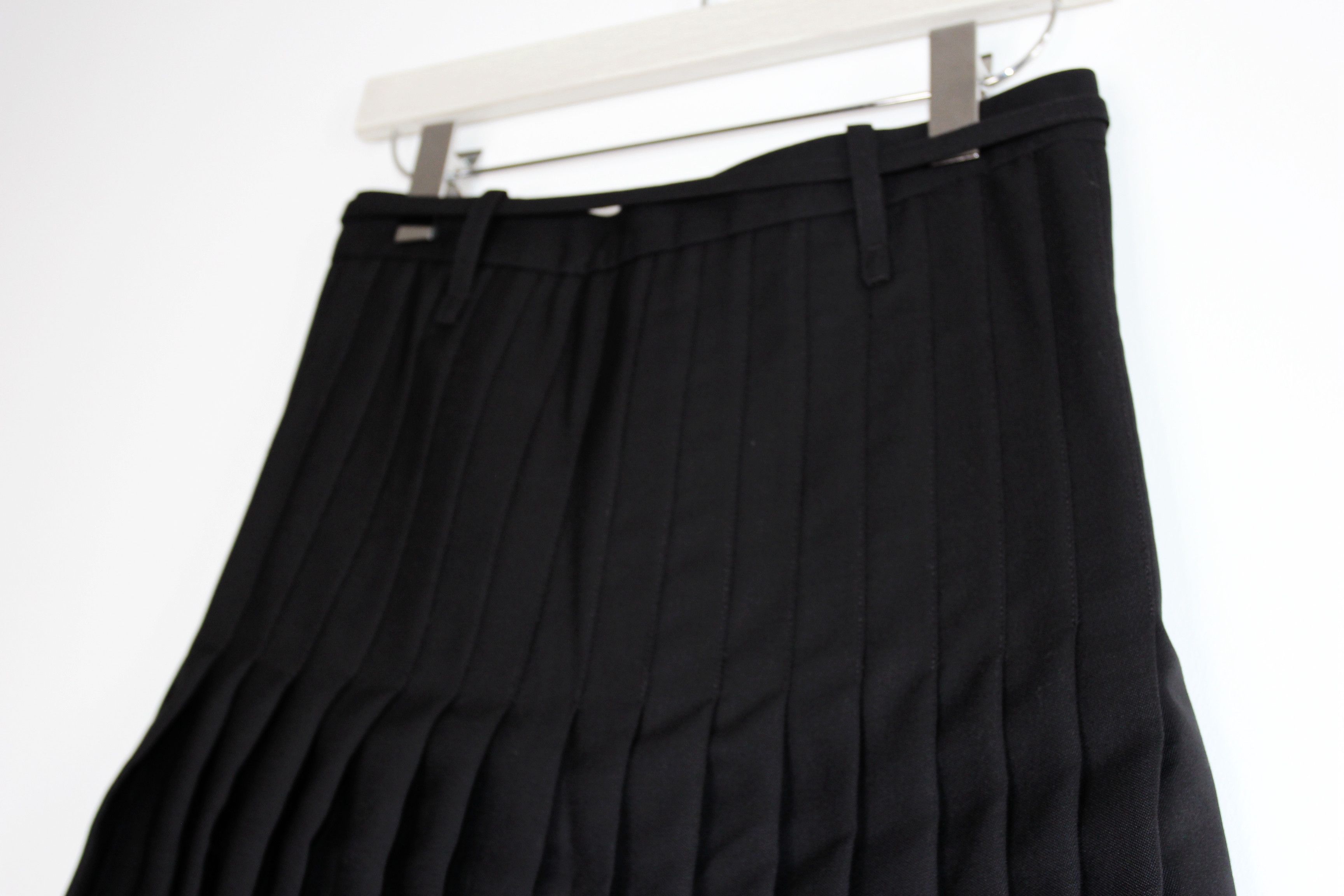 Other BNWT AW22 EGONLAB EUPHORIA PLEATED SKIRT 46 Size US 30 / EU 46 - 6 Thumbnail