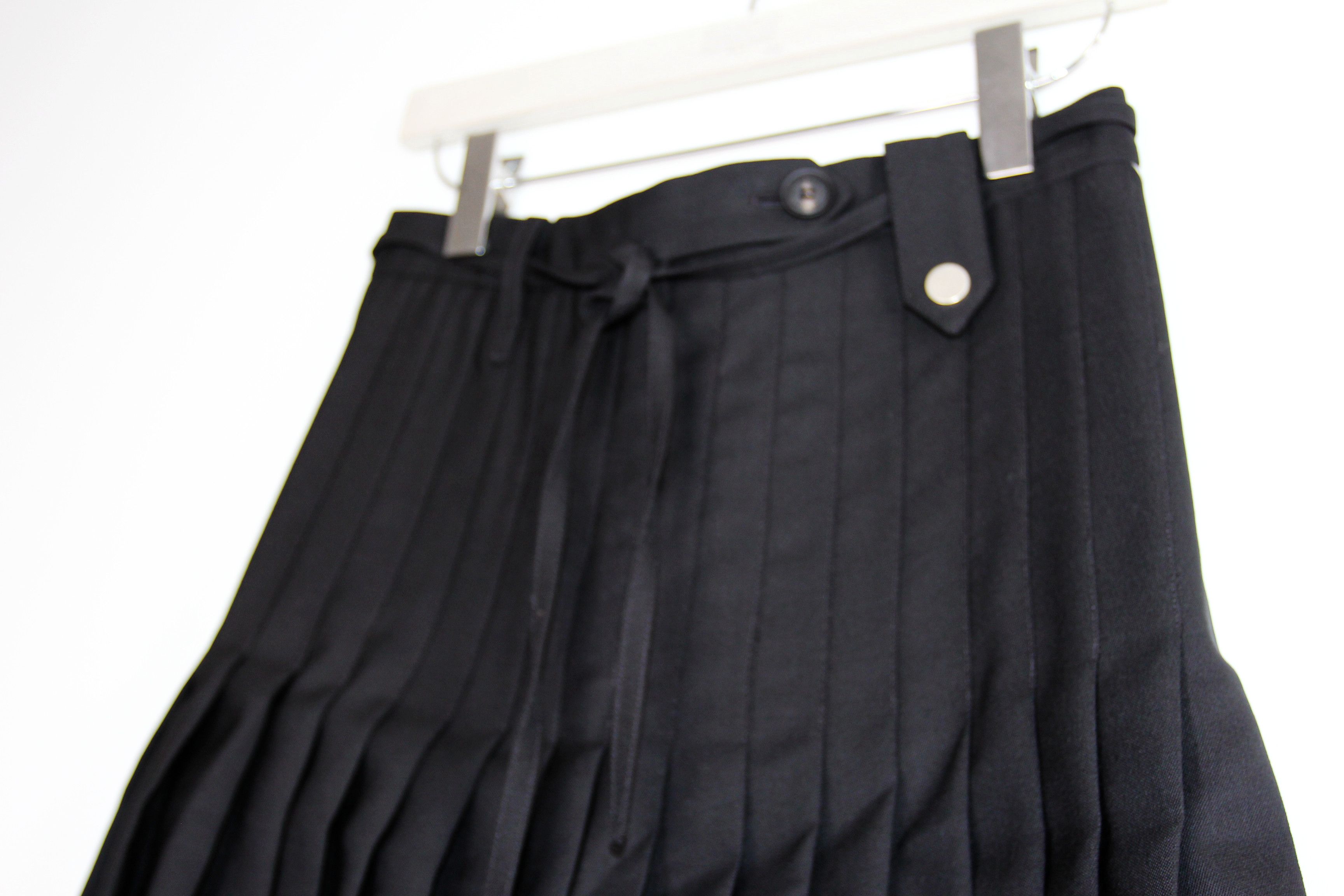 Other BNWT AW22 EGONLAB EUPHORIA PLEATED SKIRT 46 Size US 30 / EU 46 - 4 Thumbnail