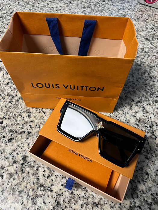 Vuitton sunglasses cyclone with - Gem
