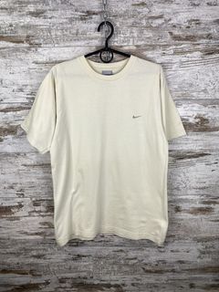 Vintage Y2K Grey Nike Mini Swoosh Graphic T-Shirt / 90s / Vintage Stre –  LOST BOYS VINTAGE