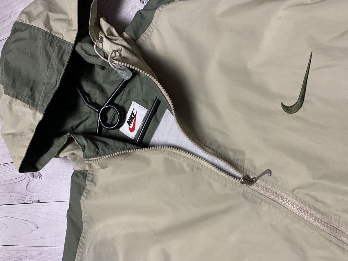 Nike × Vintage Vintage Nike Light jacket big logo swoosh size L Size US L / EU 52-54 / 3 - 5 Thumbnail