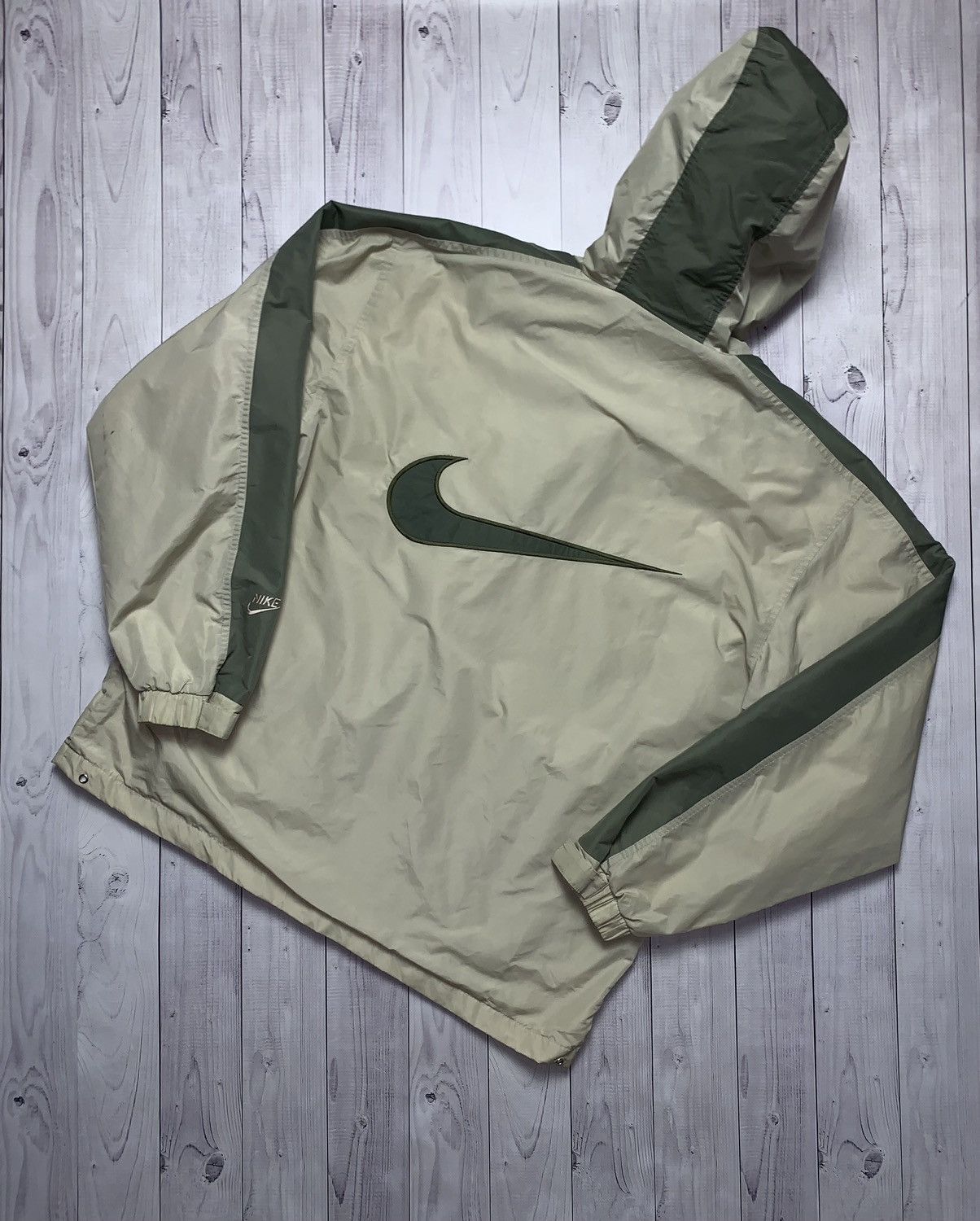 Vintage Nike Light jacket big logo swoosh size L