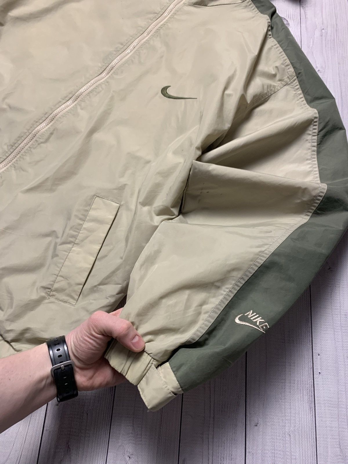 Nike × Vintage Vintage Nike Light jacket big logo swoosh size L Size US L / EU 52-54 / 3 - 4 Thumbnail