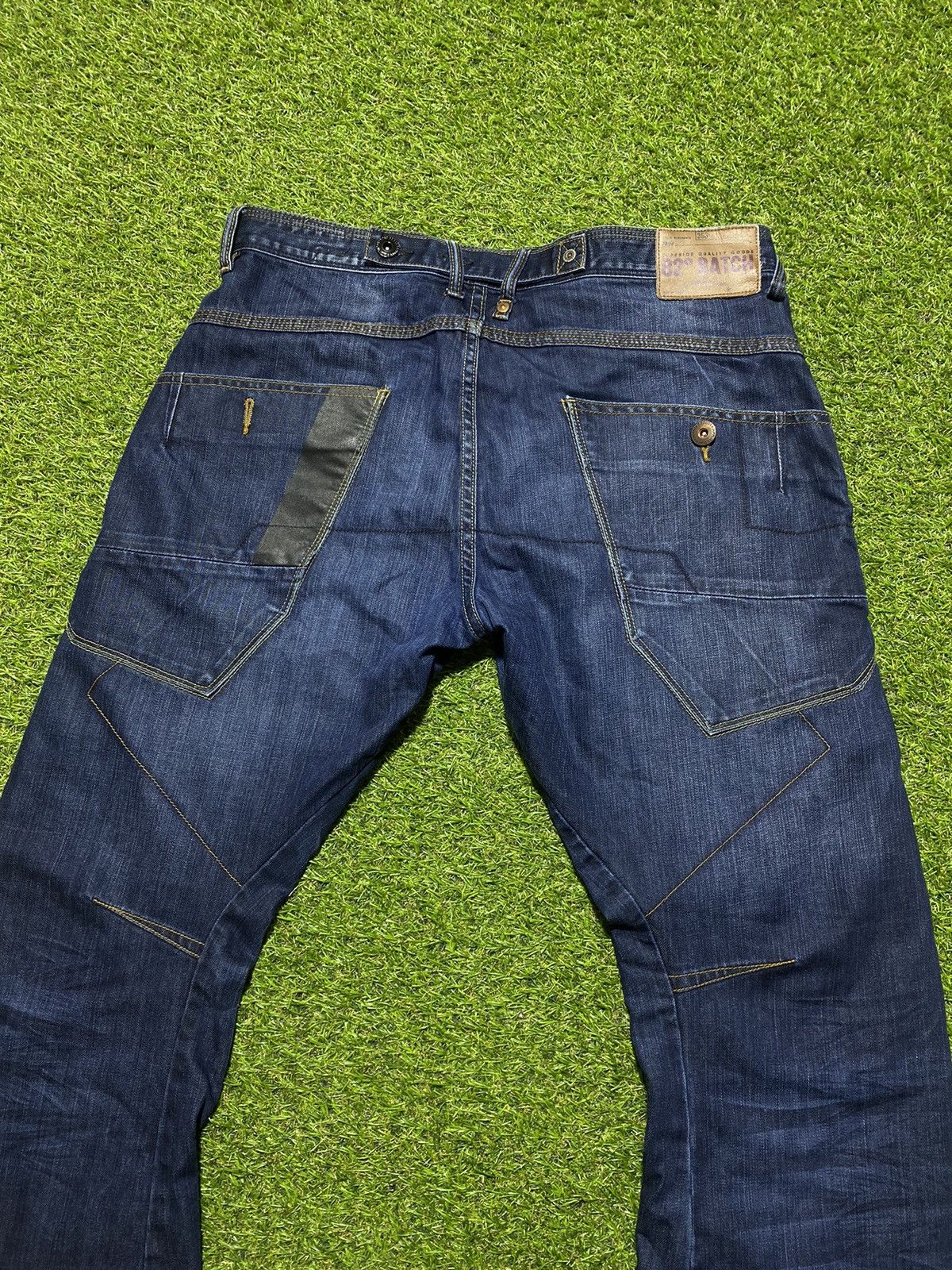 Japanese Brand Vintage 90s jeans denim faded streetwear japanese size 34 Size US 34 / EU 50 - 2 Thumbnail
