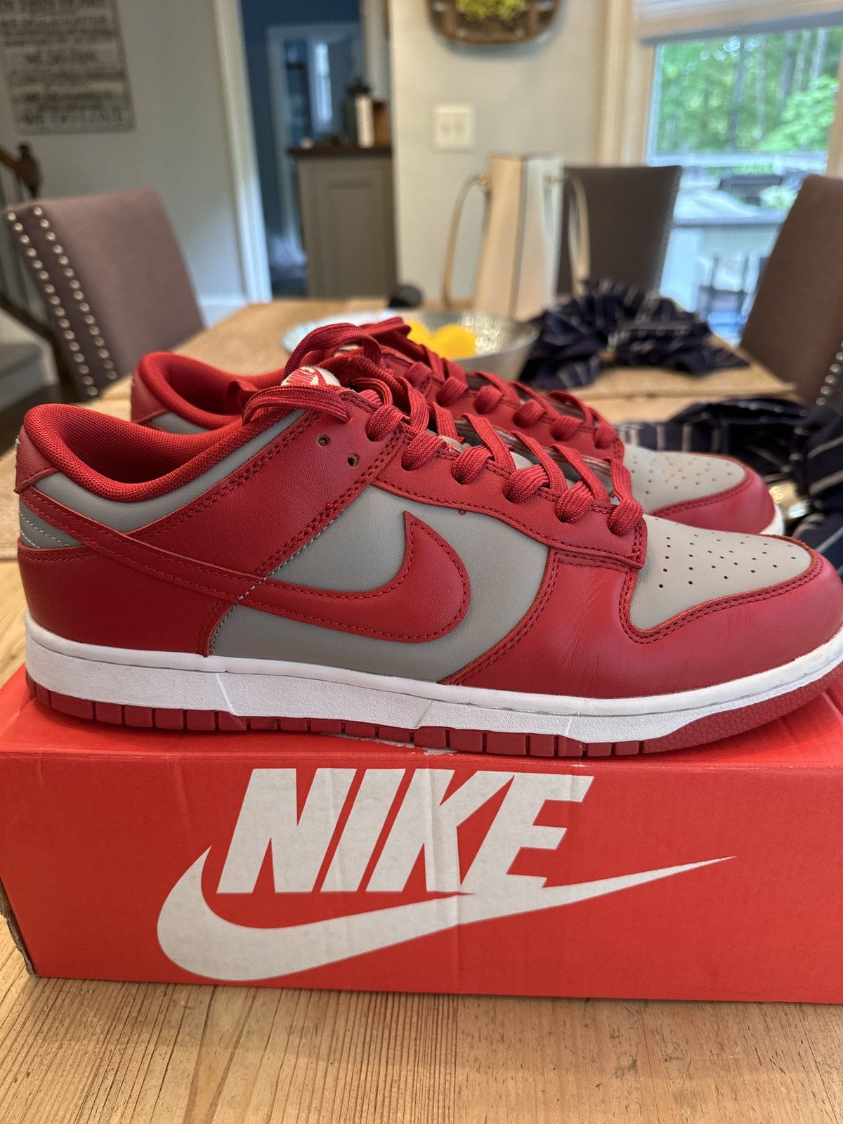 dunk low red grey