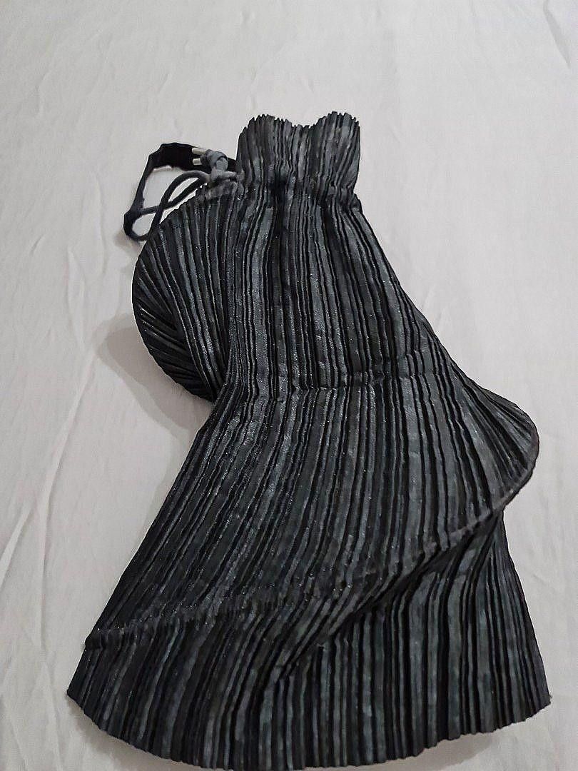 Pleats Please Issey Miyake Authentic Issey Miyake Pleats Pouch Size ONE SIZE - 3 Thumbnail