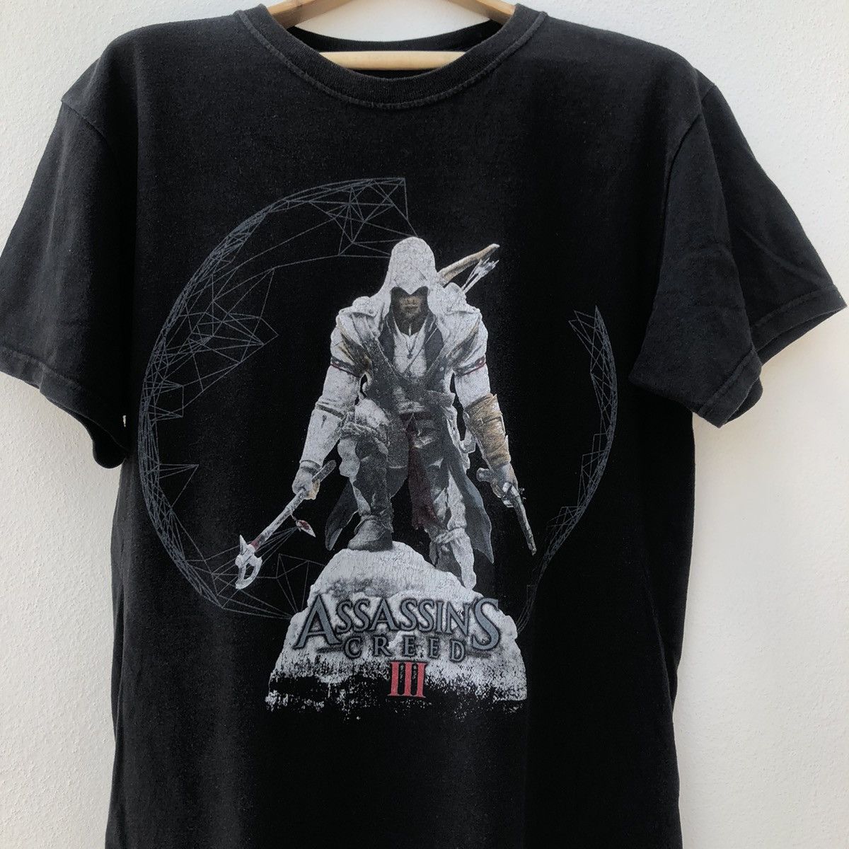 Other Top Rated Tee Movie And Video Game Assassin Creed III Size US M / EU 48-50 / 2 - 3 Thumbnail