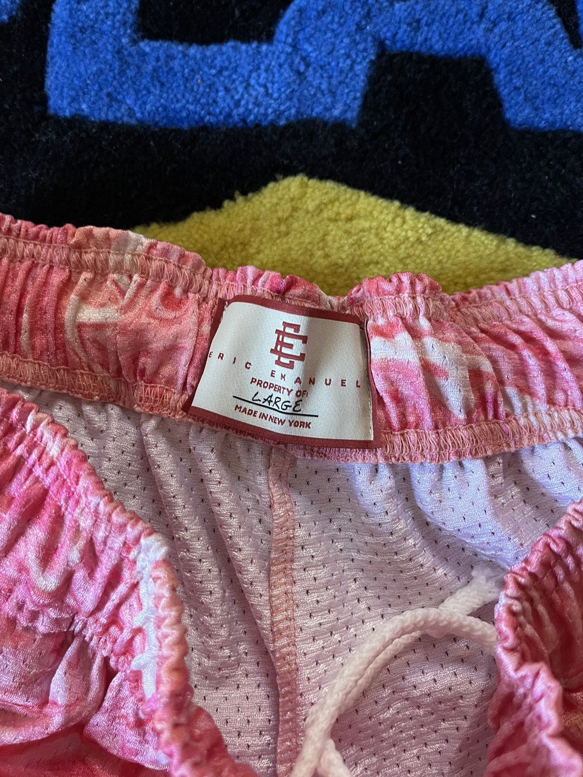 Eric Emanuel RARE ERIC EMANUEL PINK PAINT CAN (L) Size US 34 / EU 50 - 2 Thumbnail