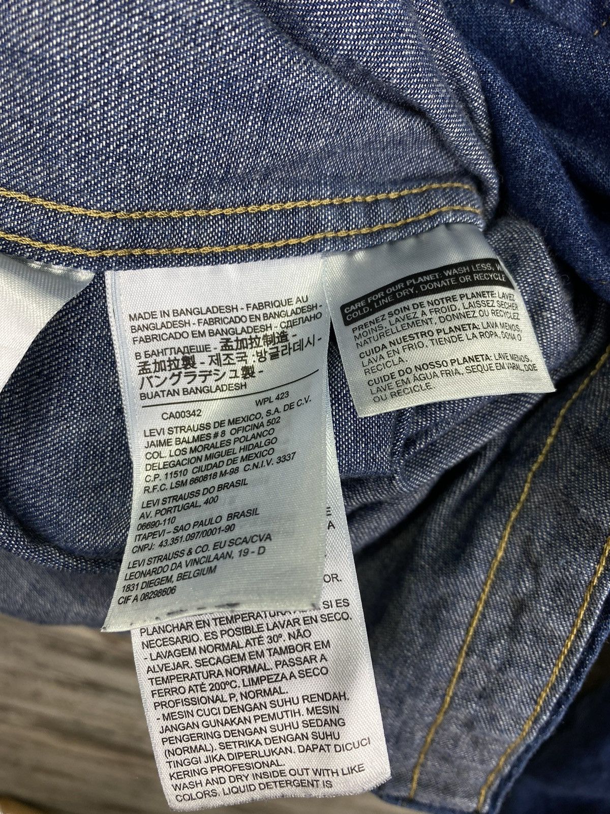 Levi's × Levi's Vintage Clothing × Vintage Mens Vintage Levis shirts button up denim jeans overshot Size US M / EU 48-50 / 2 - 7 Thumbnail
