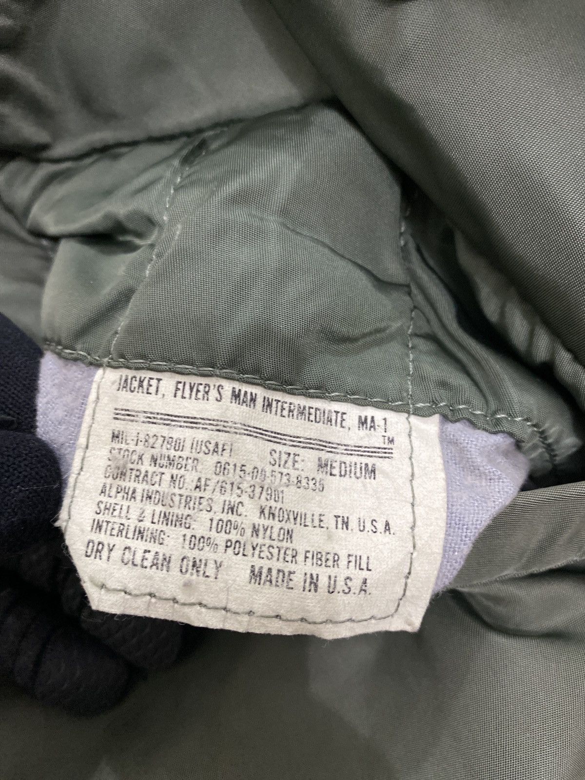 Alpha Industries × Vintage Vintage Alpha Industries Bomber Jacket Size US M / EU 48-50 / 2 - 21 Thumbnail