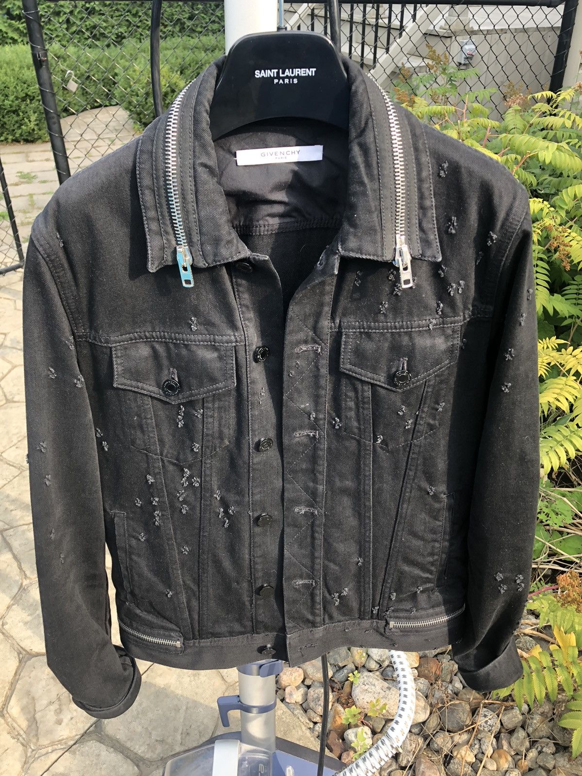 Givenchy Givenchy distressed black denim zipper jacket Size US S / EU 44-46 / 1 - 2 Thumbnail