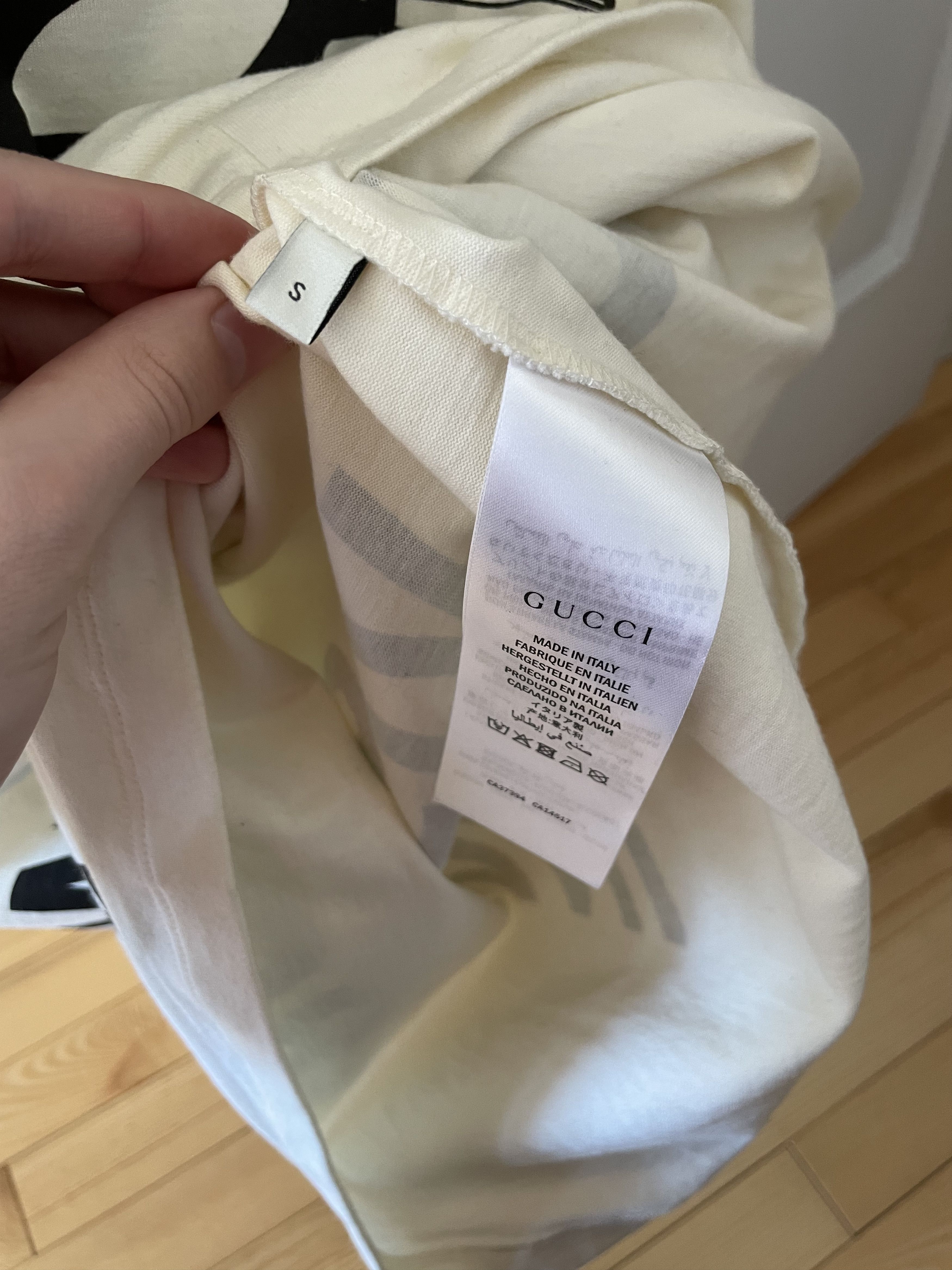 Gucci Gucci Manifesto tee size small Size US S / EU 44-46 / 1 - 7 Thumbnail