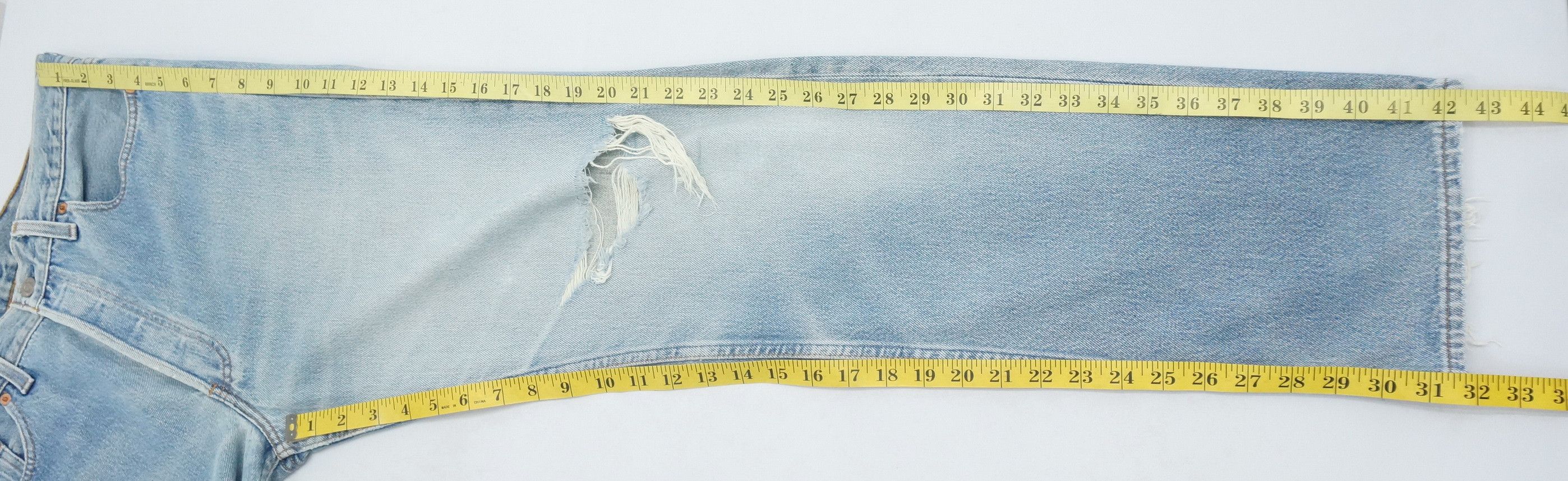 Levi's Vintage Clothing Levi's 501 Vintage 90s Distressed Irregular Jeans LF16 Size US 33 - 22 Thumbnail