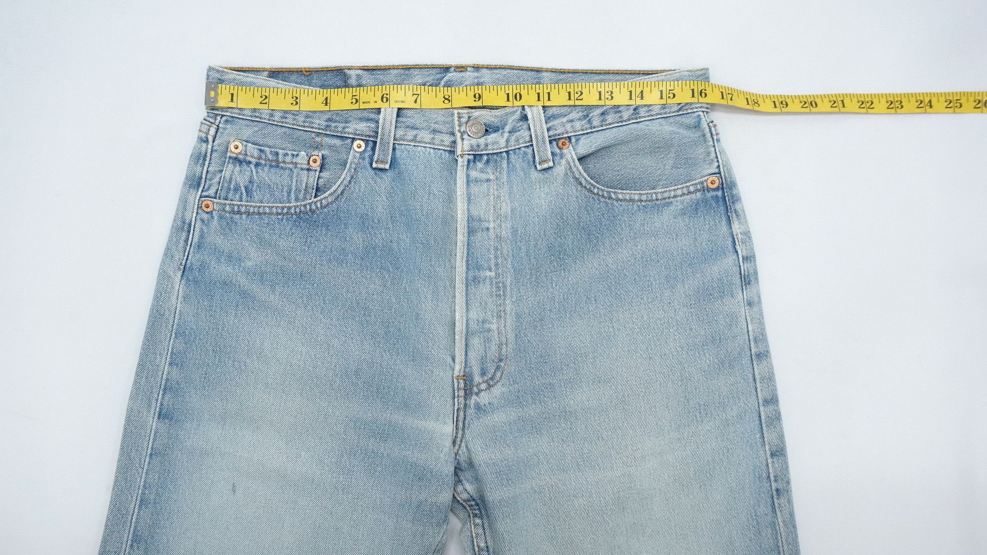 Levi's Vintage Clothing Levi's 501 Vintage 90s Distressed Irregular Jeans LF16 Size US 33 - 20 Thumbnail