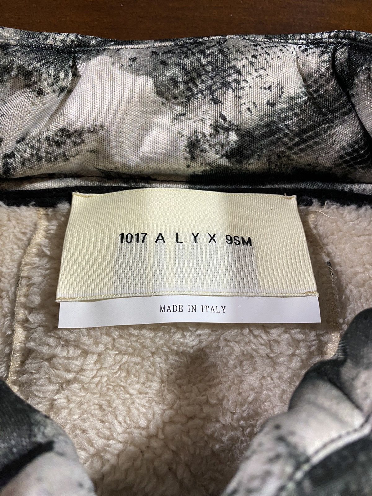 1017 ALYX 9SM × Alyx × SSENSE $1255 1017 ALYX 9SM Polar Fleece Vest Size US S / EU 44-46 / 1 - 4 Thumbnail