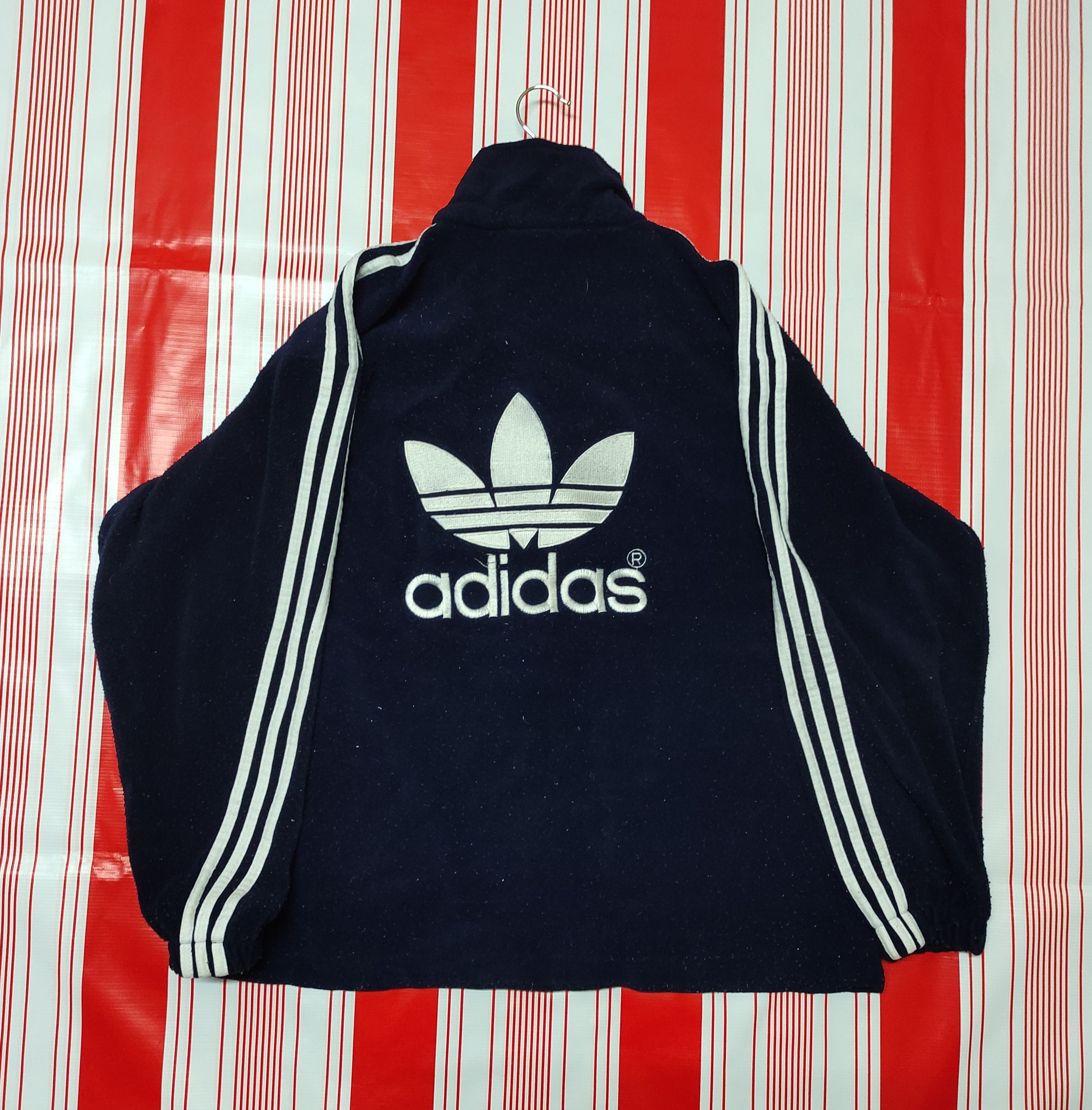 Adidas × Vintage Vtg Adidas Big Logo embroidery fleece Sweater Size US L / EU 52-54 / 3 - 1 Thumbnail