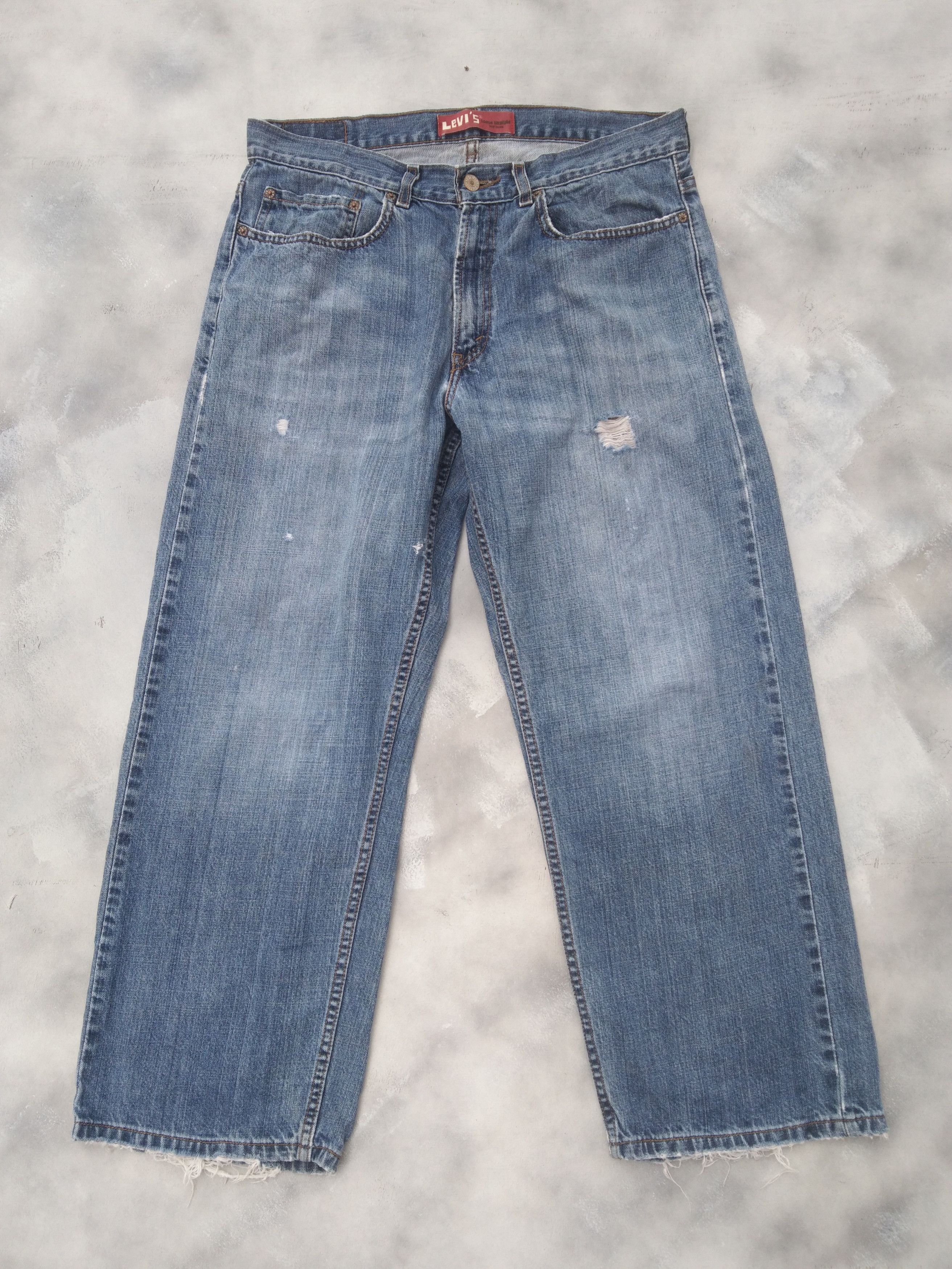 image of Vintage Levi's Jeans 569 Loose Straight Distressed Denim in Blue, Men's (Size 34)