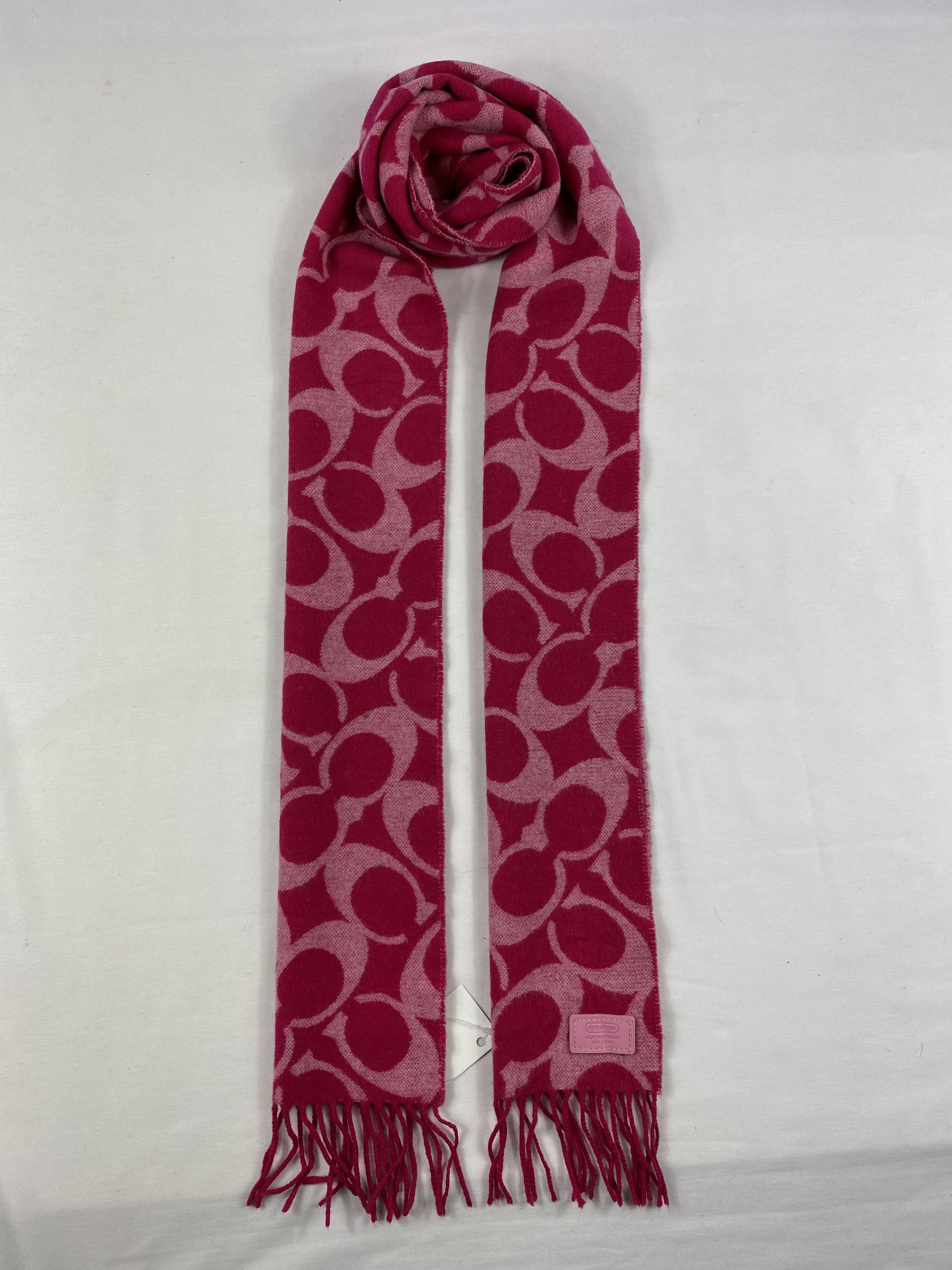 Coach Coach Monogram Scarf / Muffler / Neckwear Size ONE SIZE - 1 Thumbnail