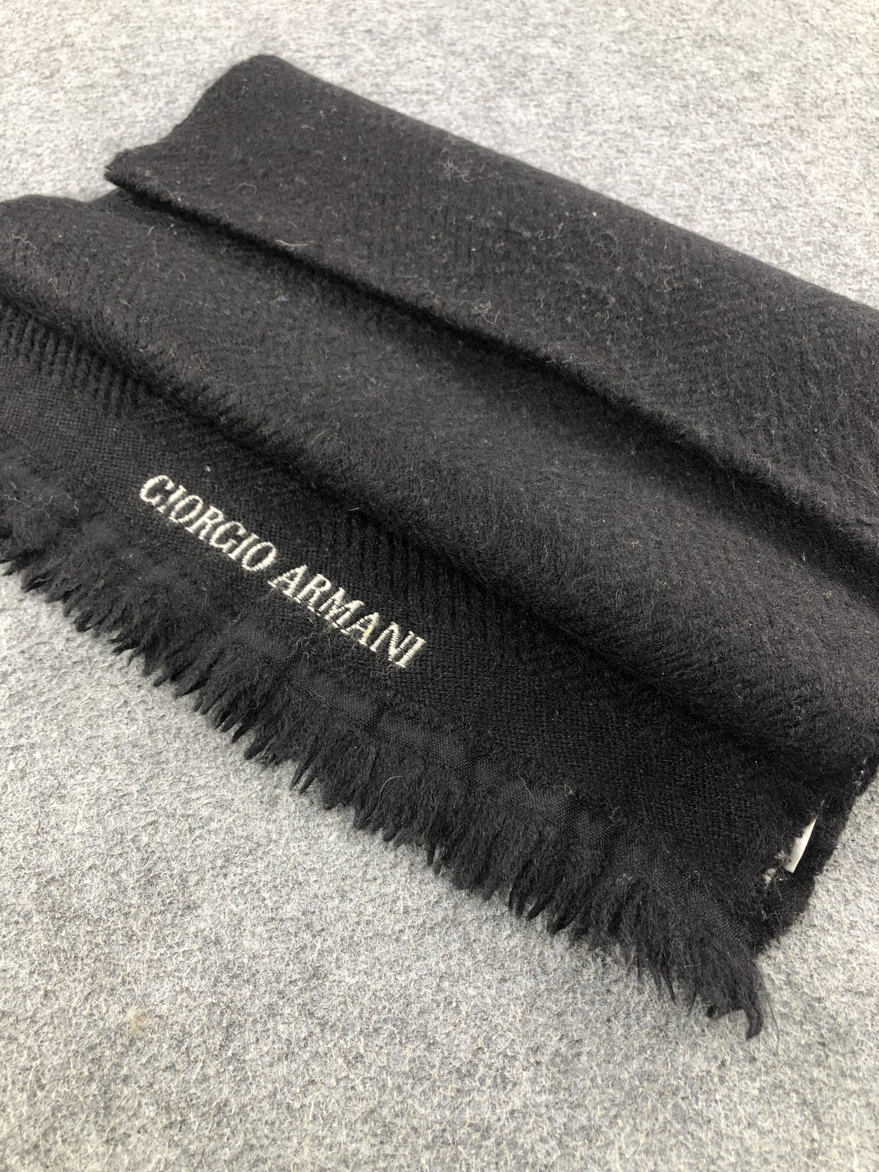 Giorgio Armani Giorgio Armani Wool Scarf / Muffler / Neckwear Size ONE SIZE - 2 Thumbnail
