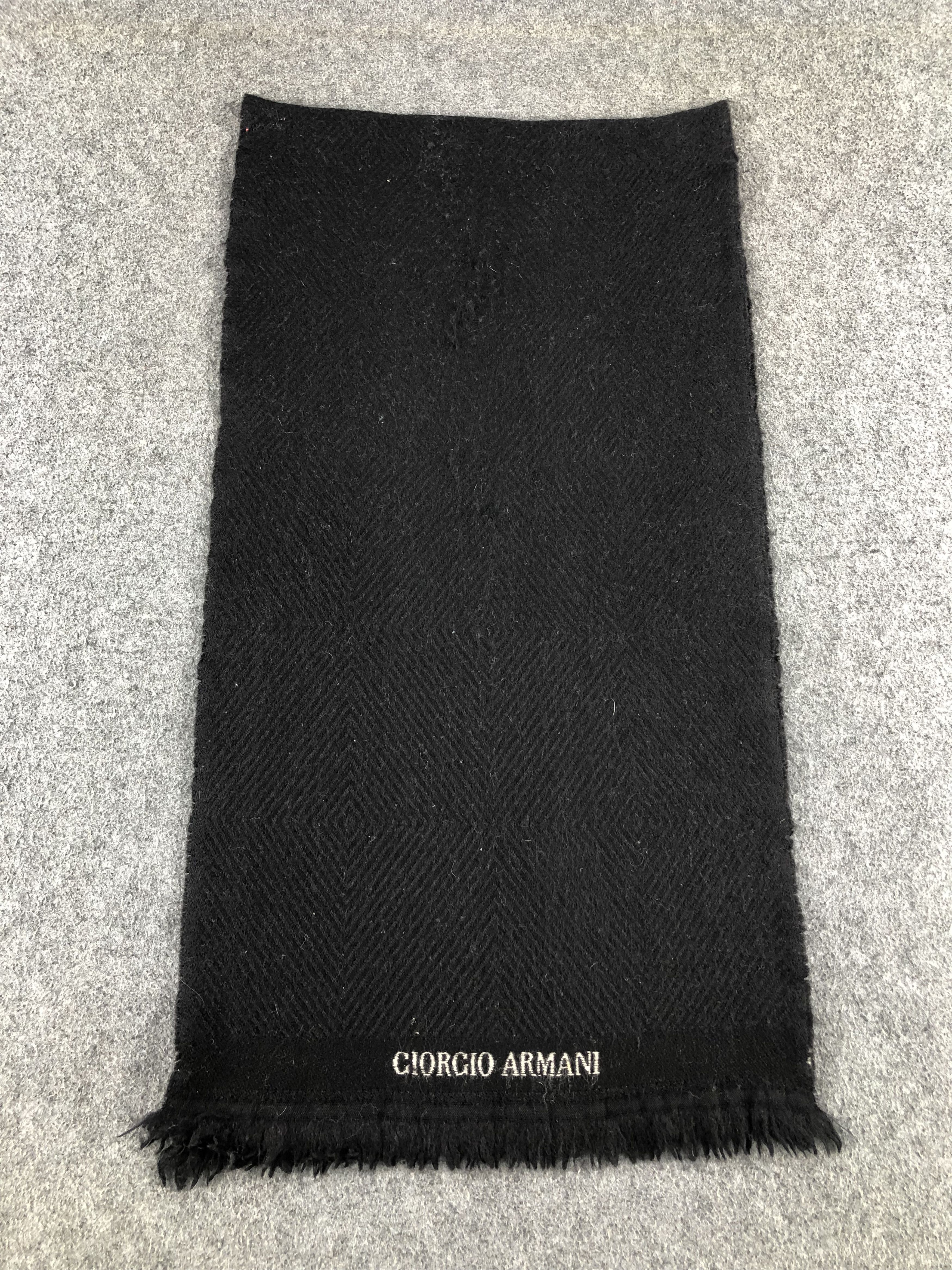 Giorgio Armani Giorgio Armani Wool Scarf / Muffler / Neckwear Size ONE SIZE - 3 Thumbnail