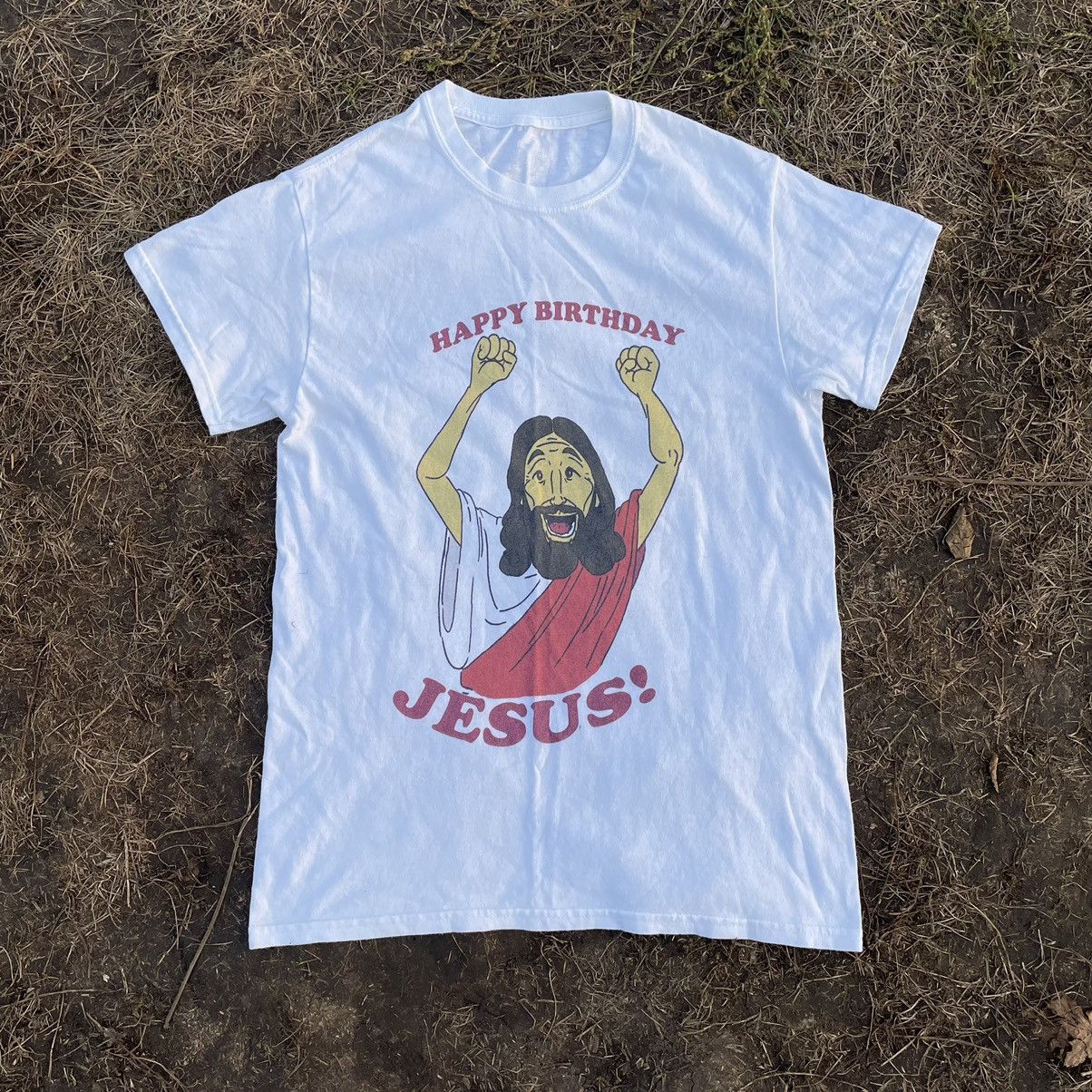Vintage Vintage Y2K Faded Graphic Tee Religion Jesus Happy Birthday Size US M / EU 48-50 / 2 - 1 Thumbnail