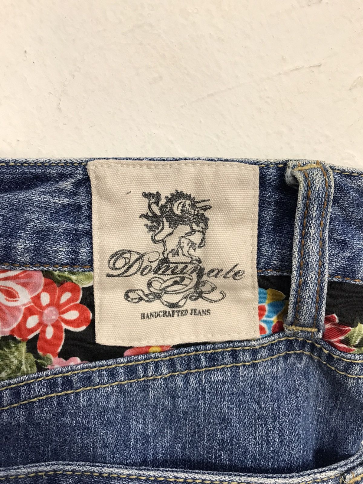 Japanese Brand Vintage Dominate Handcrafted Jeans Flowers Art Design Size US 31 - 12 Thumbnail