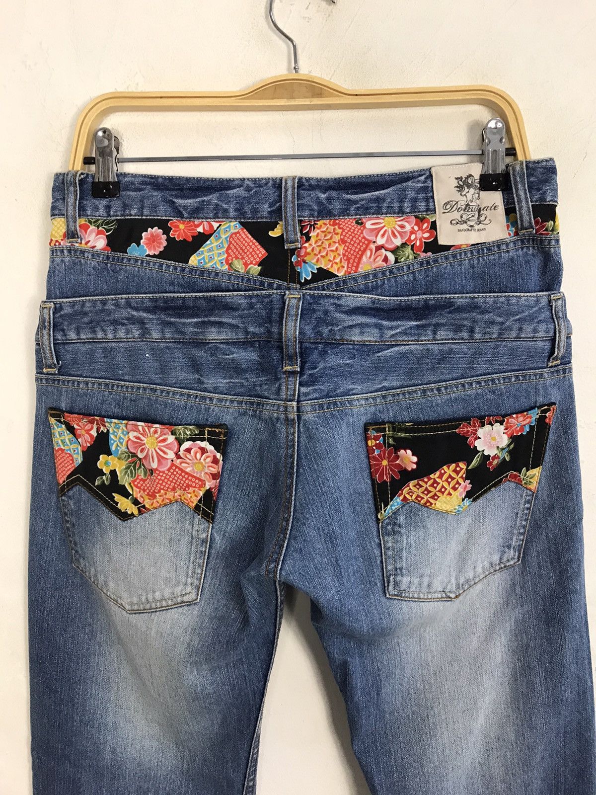 Japanese Brand Vintage Dominate Handcrafted Jeans Flowers Art Design Size US 31 - 9 Thumbnail