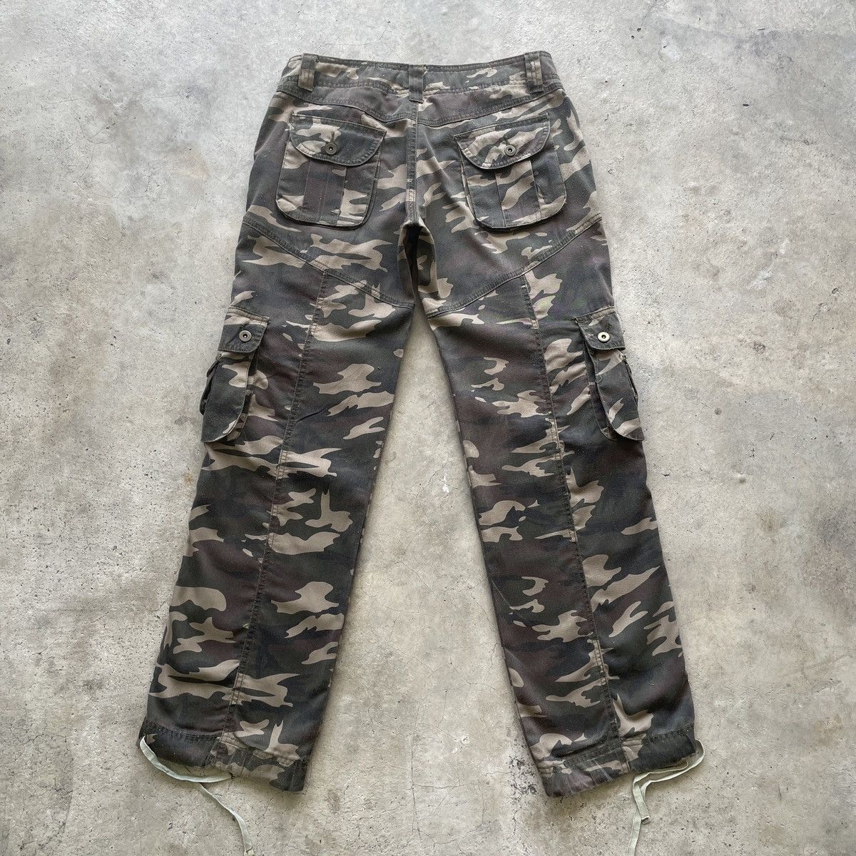Japanese Brand 9 Pocket🔥 Vintage AFT Faded Camo Parachute Cargo Pants Rare Size US 30 / EU 46 - 12 Thumbnail