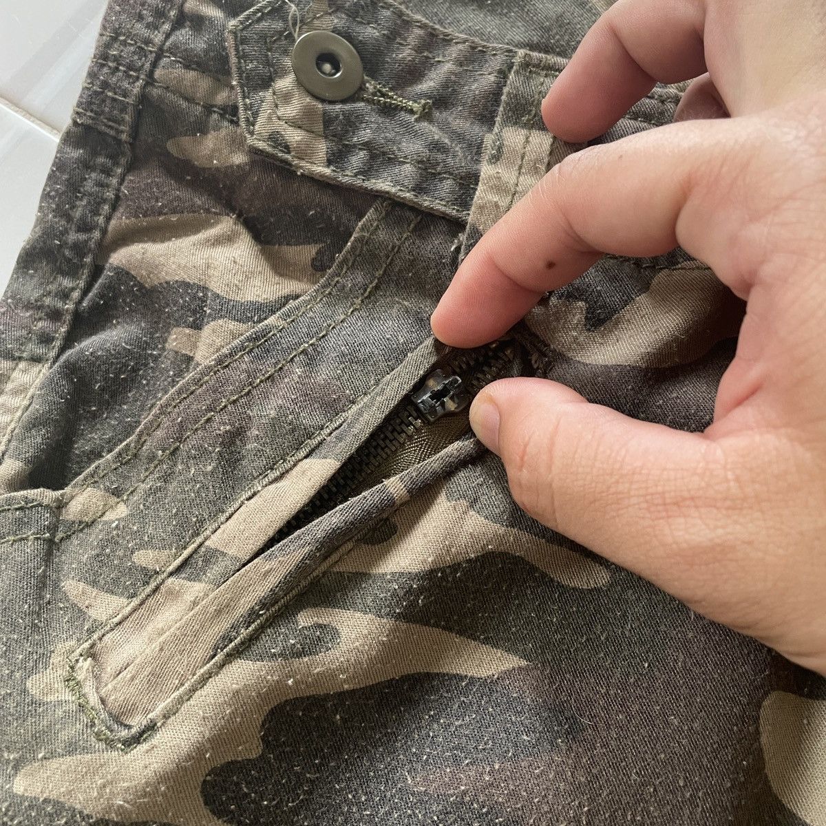 Japanese Brand 9 Pocket🔥 Vintage AFT Faded Camo Parachute Cargo Pants Rare Size US 30 / EU 46 - 9 Thumbnail