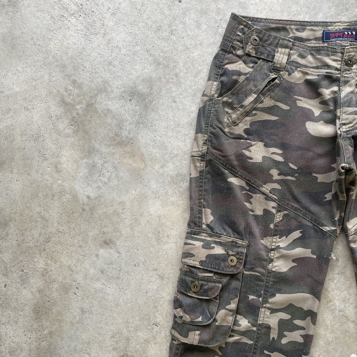 Japanese Brand 9 Pocket🔥 Vintage AFT Faded Camo Parachute Cargo Pants Rare Size US 30 / EU 46 - 5 Thumbnail