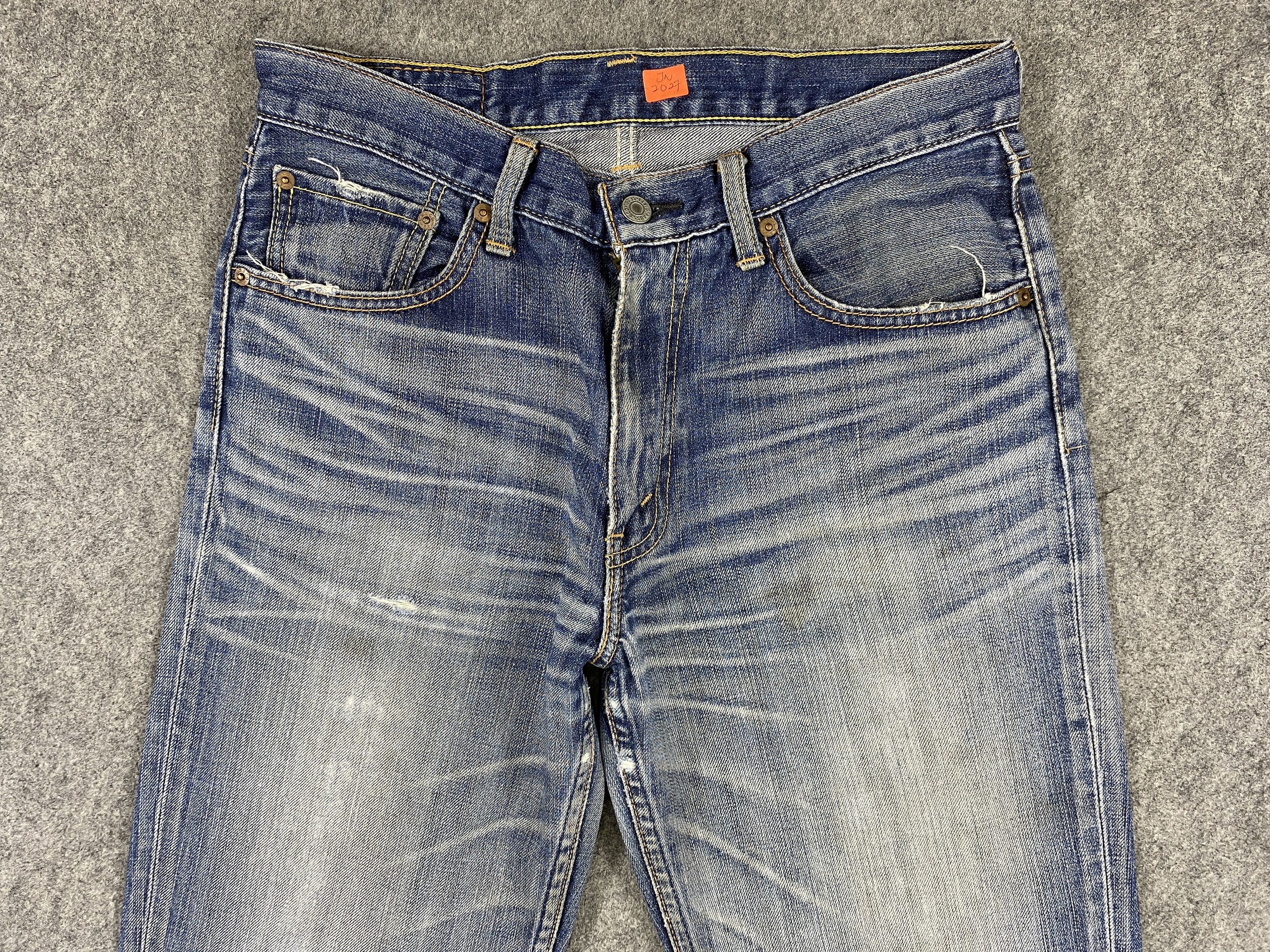 Levi's Distressed Blue Levi's 702 Jeans 31x31 Denim -JN2027 Size US 31 - 3 Thumbnail