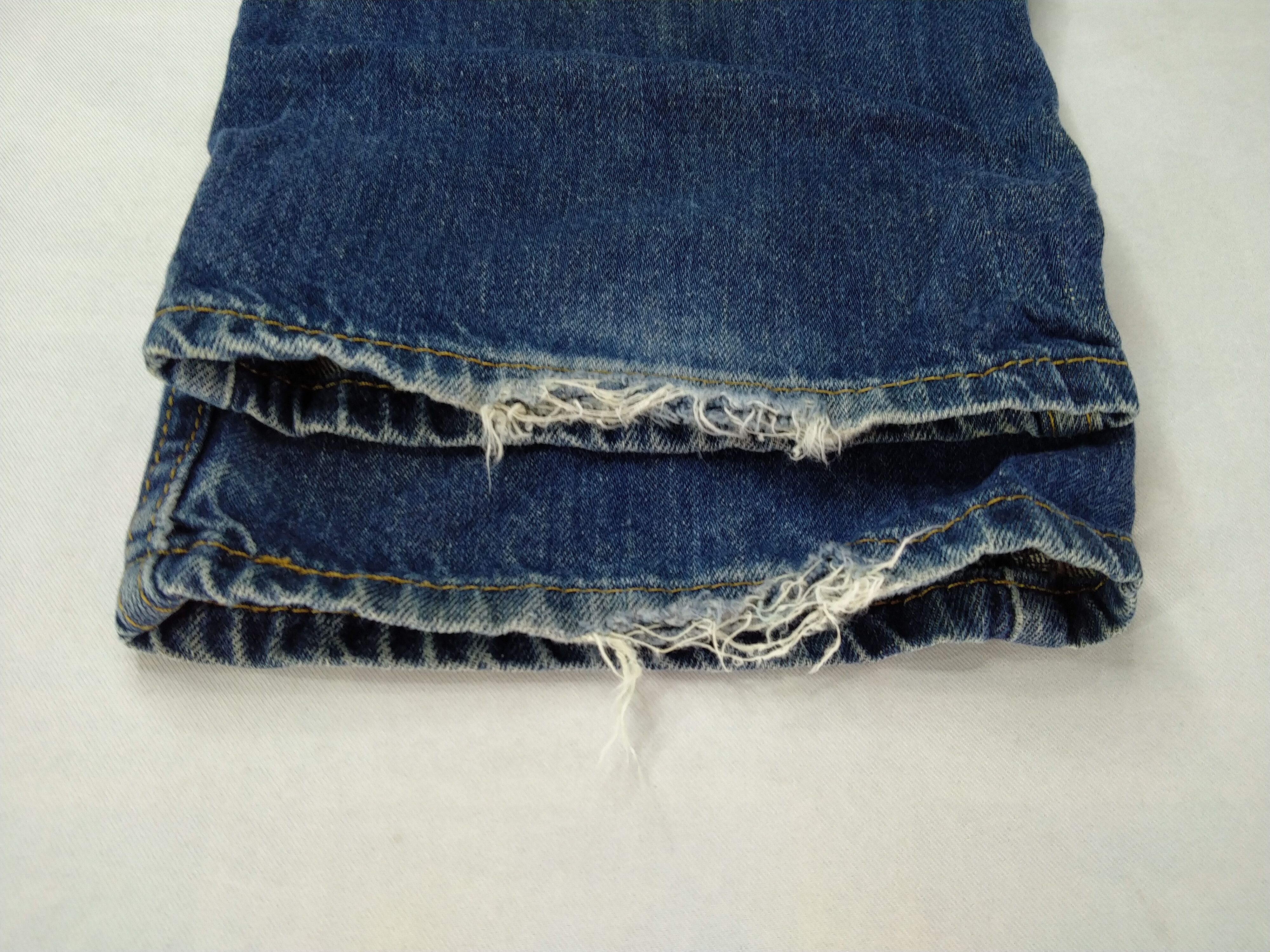 Levi's Blue Distressed Vintage Levi's 514 32 x 32.5 Denim -JN343 Size US 32 / EU 48 - 13 Thumbnail